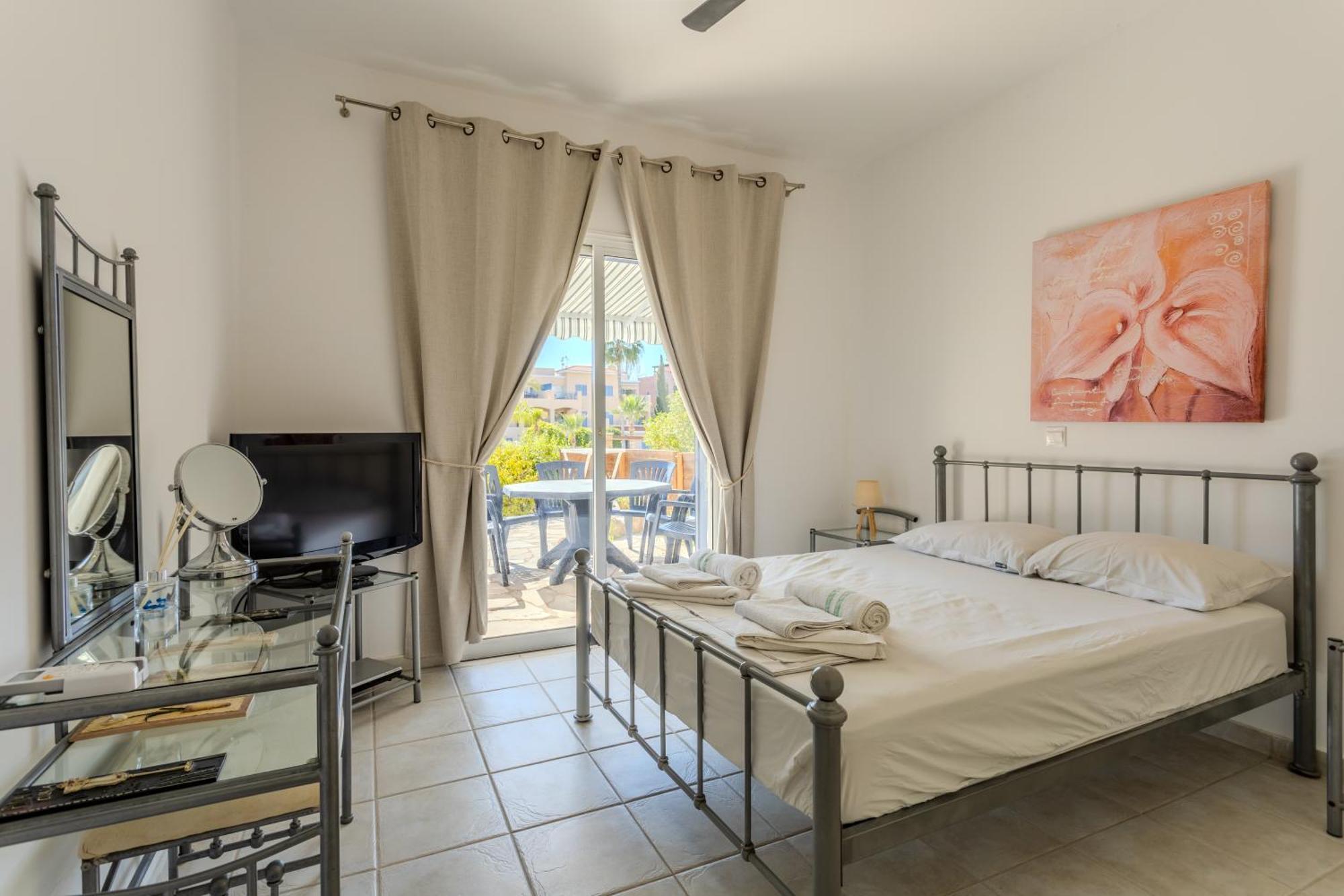 H&o Limnaria Elegance Pool View Apartment *