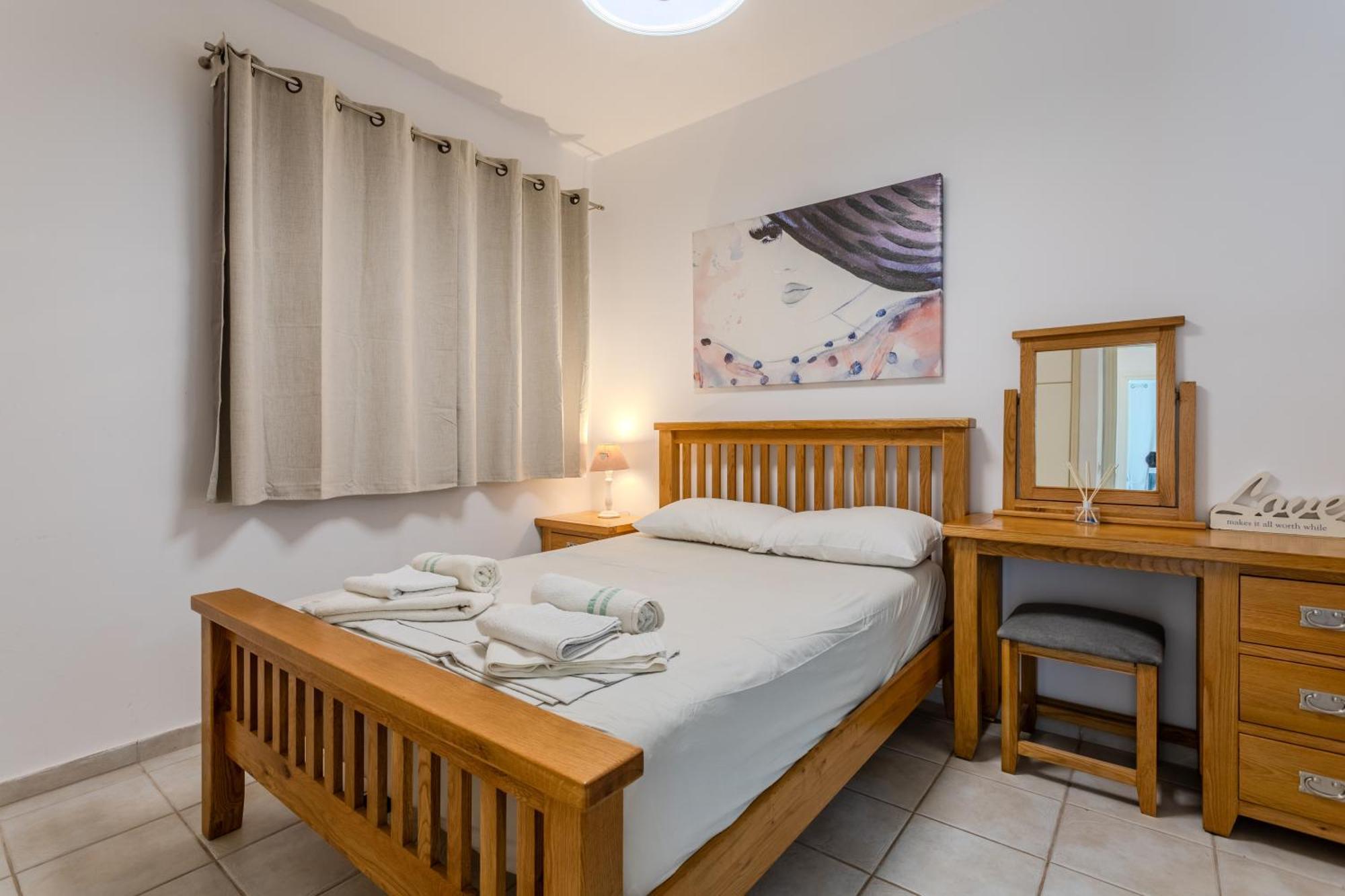 Apartment H&o Limnaria Elegance Pool View Paphos