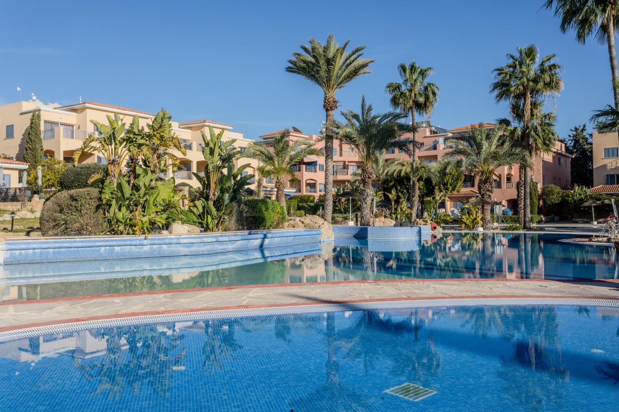 Apartment H&o Limnaria Elegance Pool View Paphos