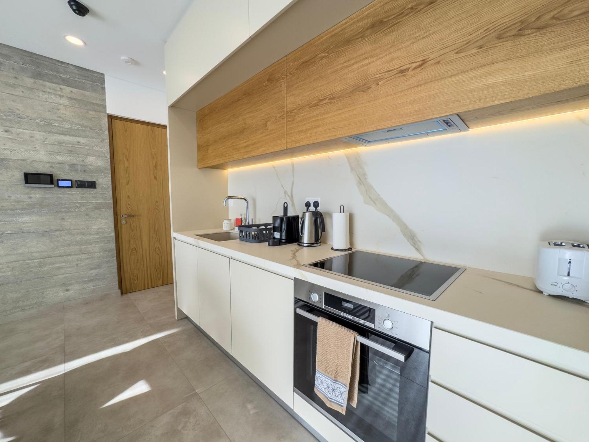 Apartment Malberry Park 103 - Modern 2 Bedroom With Pool, Gym, Jaccuzi Paphos