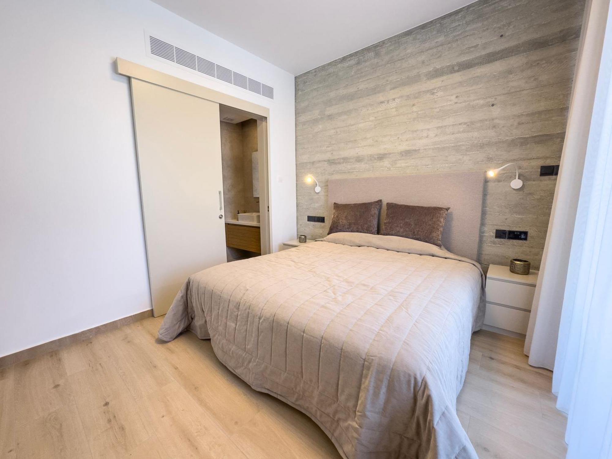 Malberry Park 204 - Modern 2 Bedroom With Pool, Gym, Jaccuzi Apartment