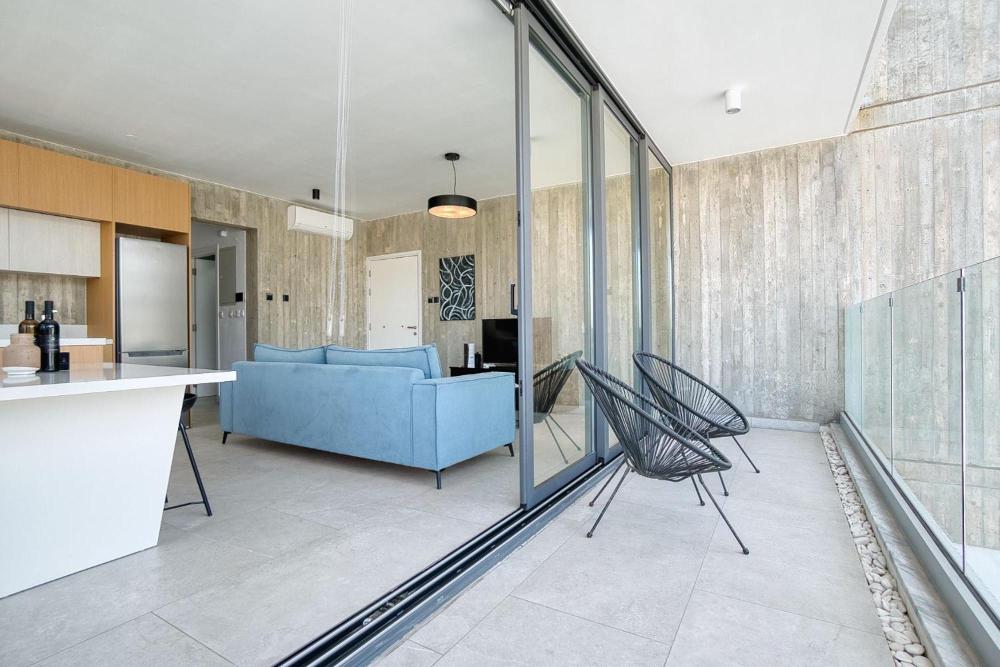 Avenue 101 2 Bed * Paphos