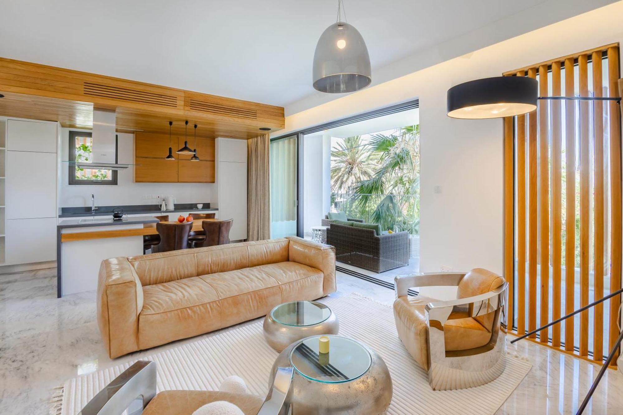 Sofia Luxury