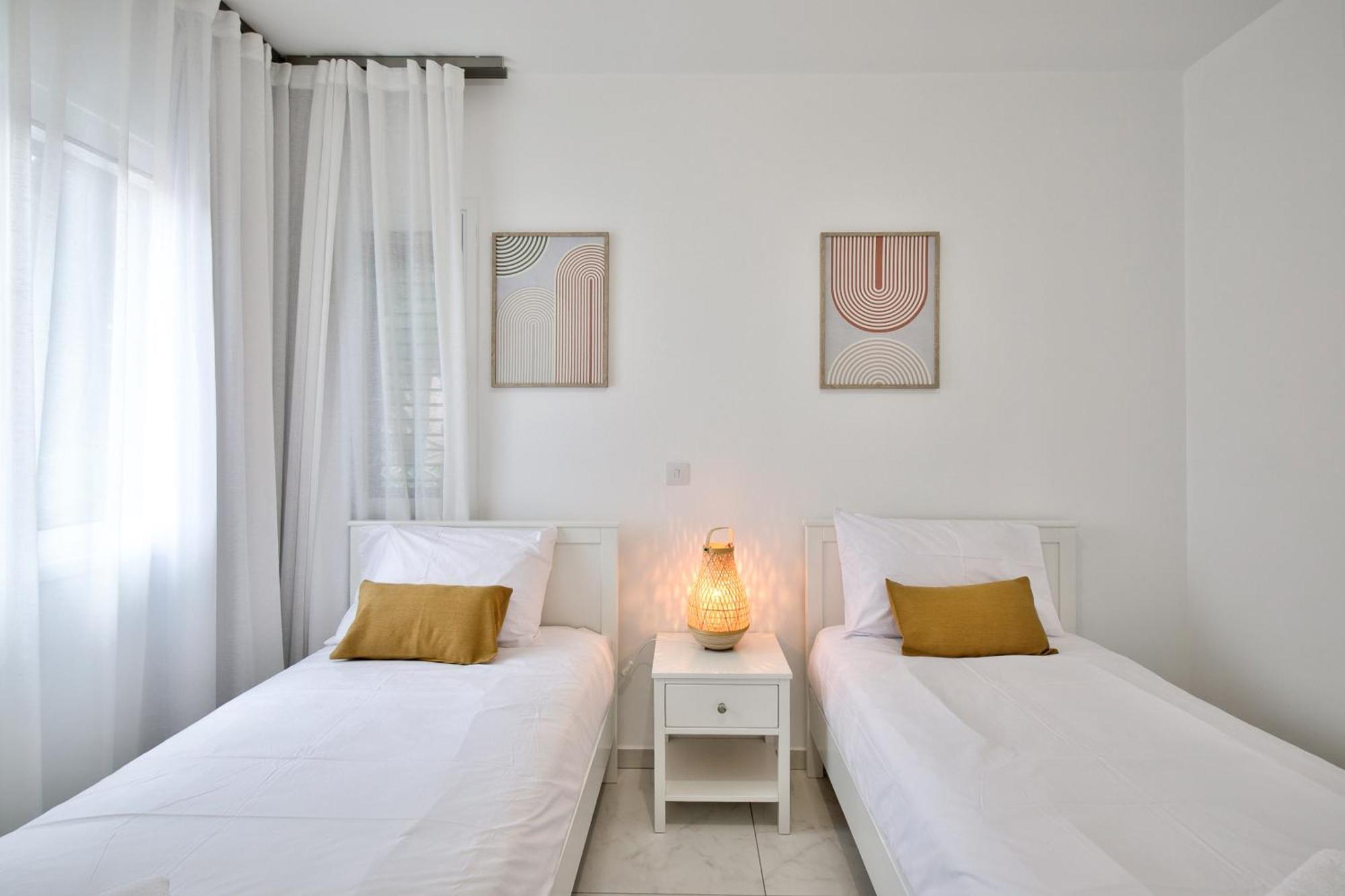 Villa Aphrodite Gardens Stunning By Vichy Holidays