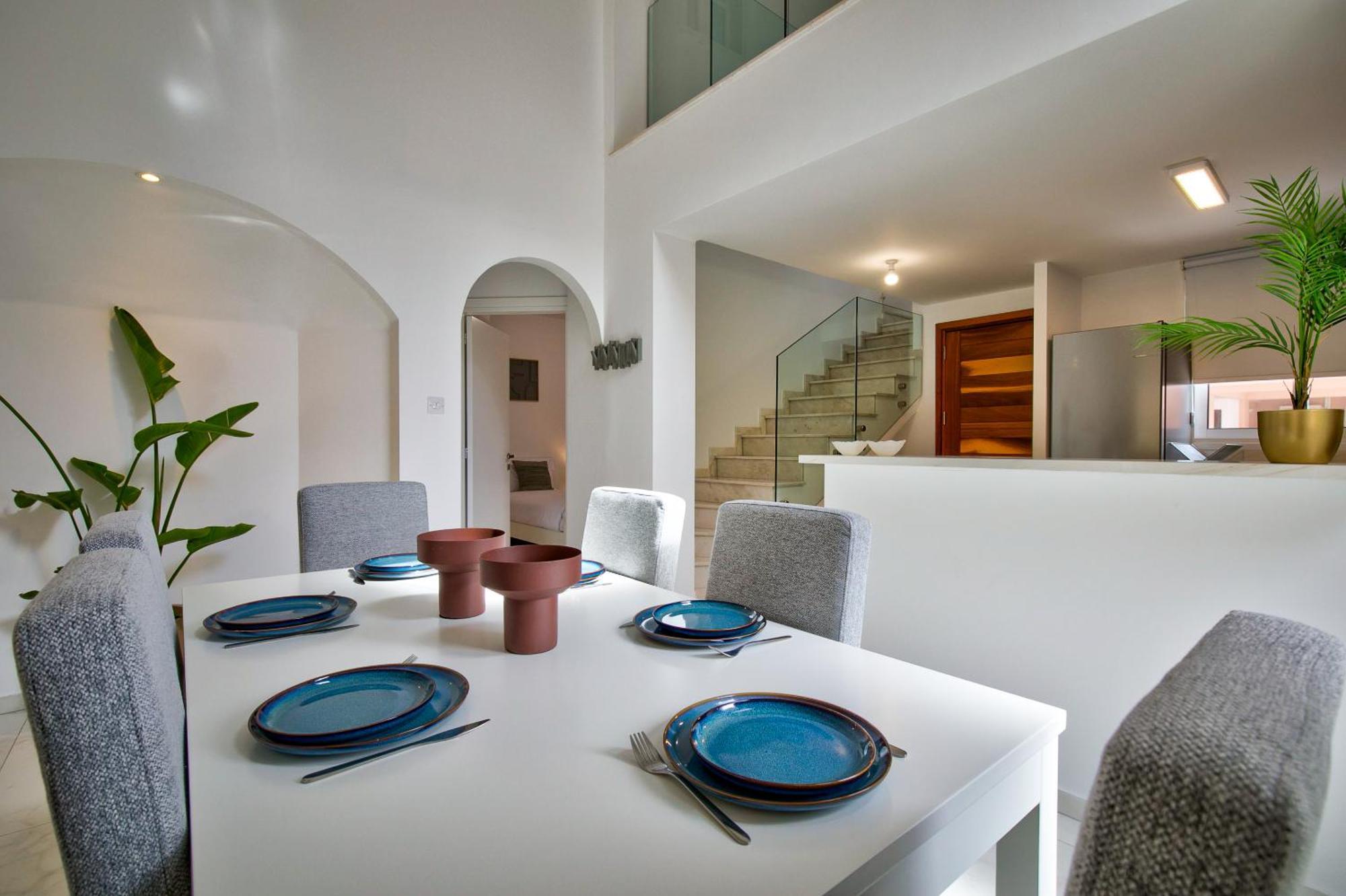 Villa Aphrodite Gardens Modern By Vichy Holidays