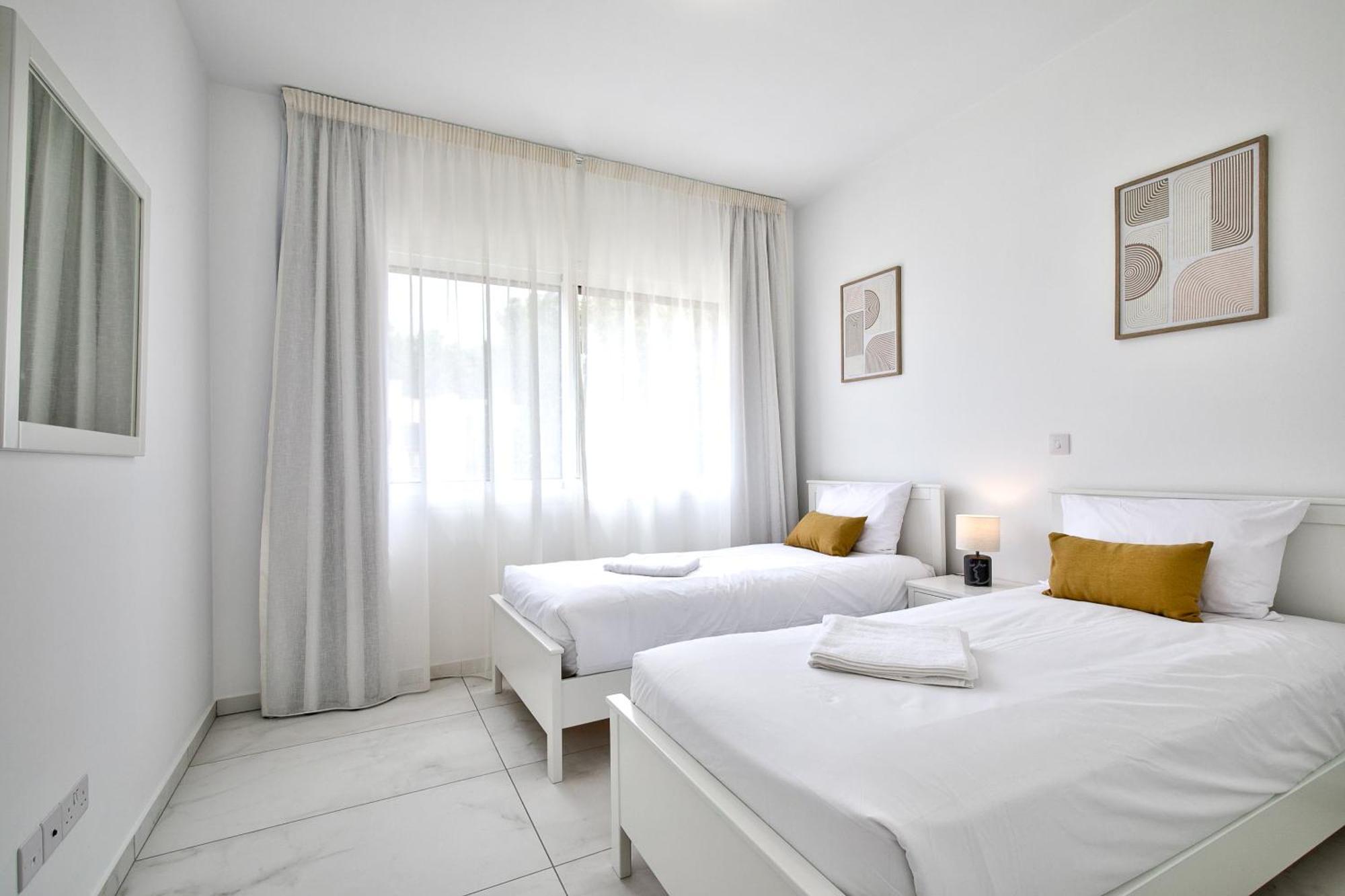 Villa Aphrodite Gardens Modern By Vichy Holidays *