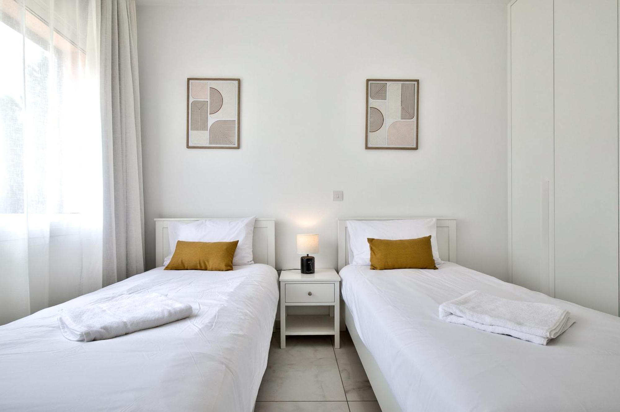 Aphrodite Gardens Modern By Vichy Holidays * Paphos