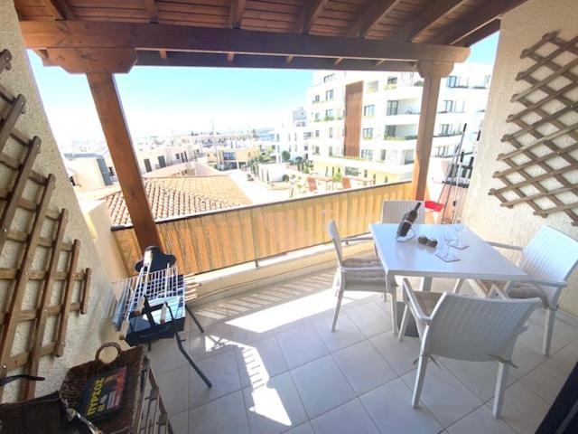 Apartment Kato Let - The Honey Pot