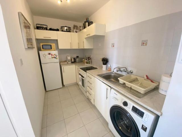 Kato Let - The Honey Pot Apartment