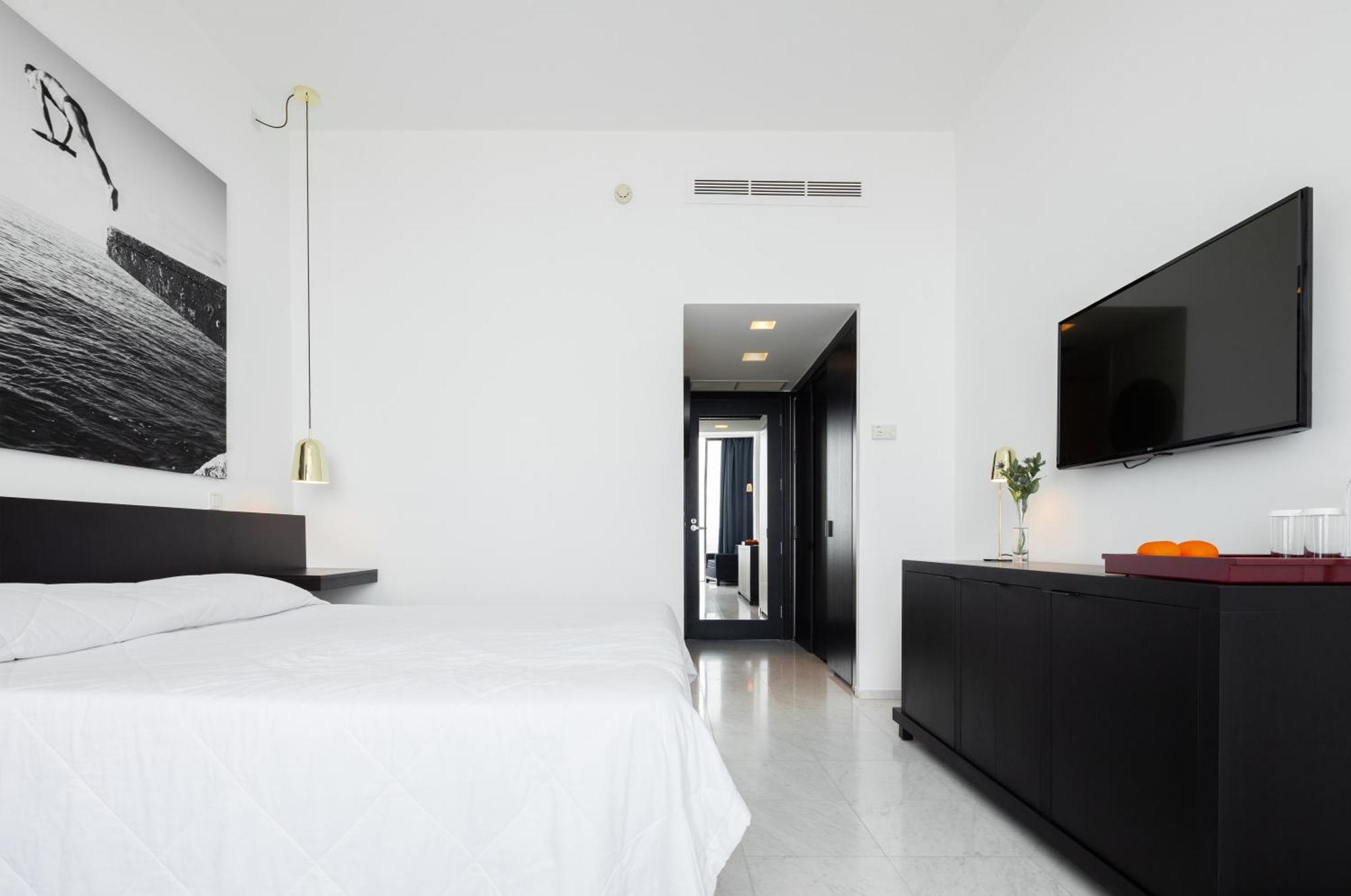 Almyra Hotel 5*