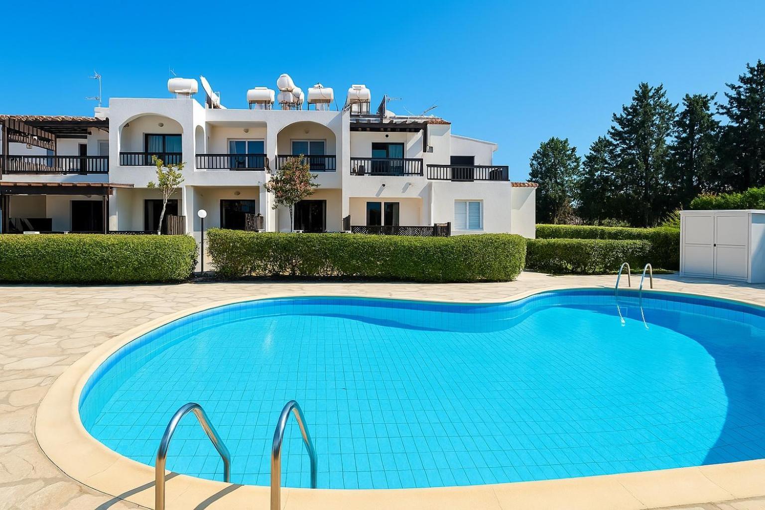Ibiscus Garden With Pool, Kato Apartamento *