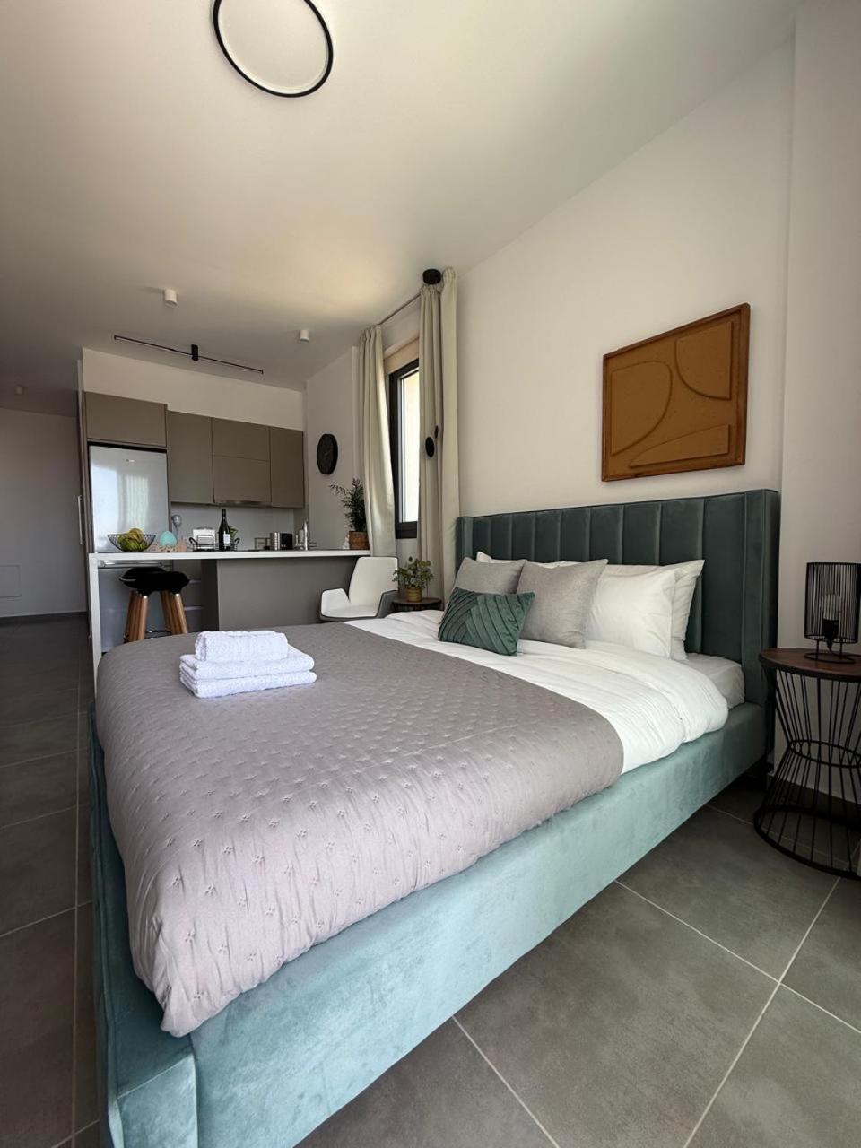 And Chill -luxury In Kato Paphos