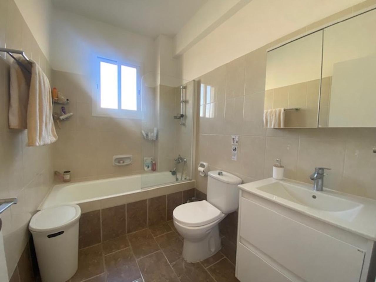 Apartment Just Renovated Beautiful 2 Bed Apartment In Paphos 5 Min Drive To The Beach Paphos