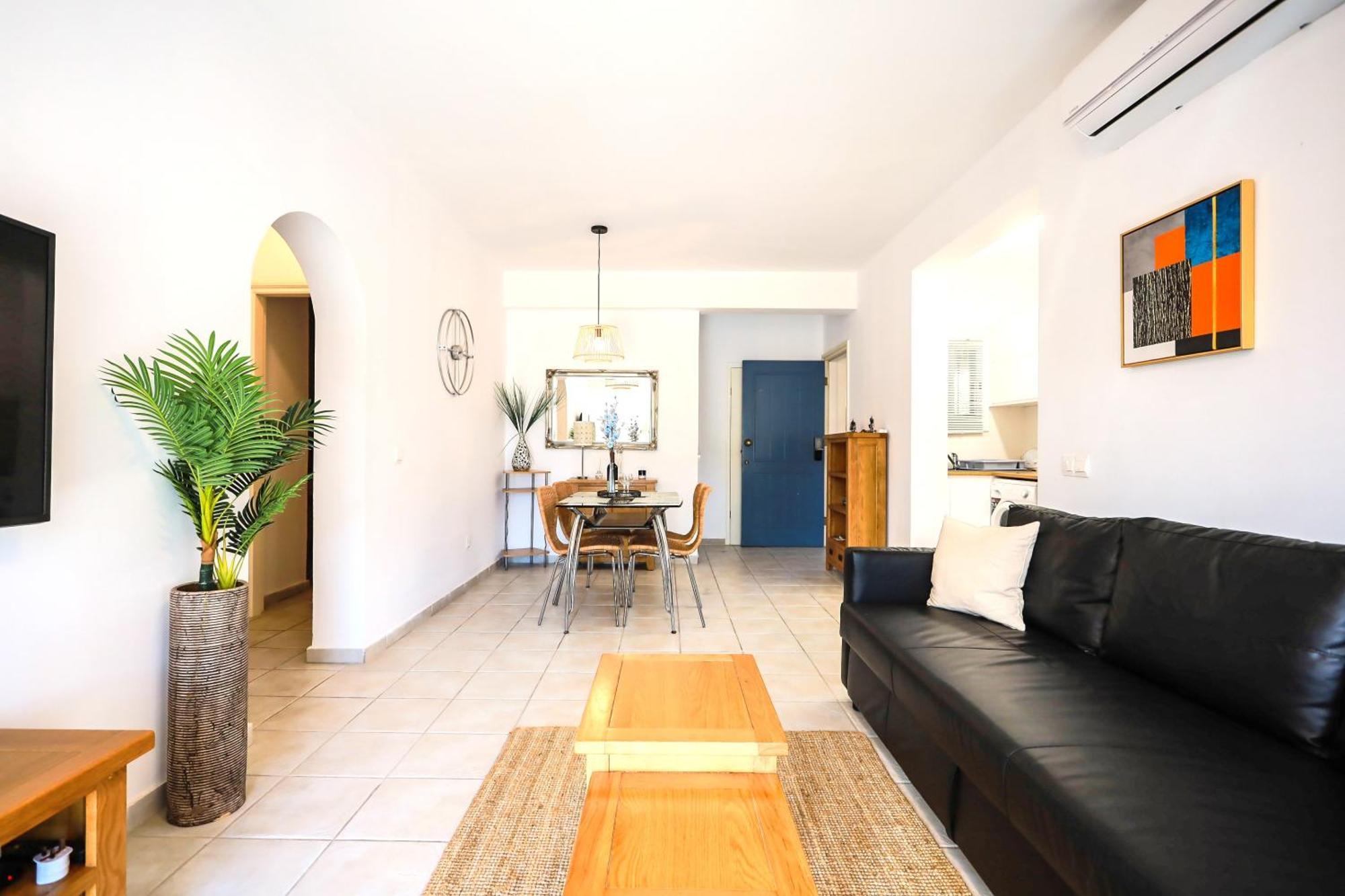 H&o Limnaria Elegance Pool View Apartment