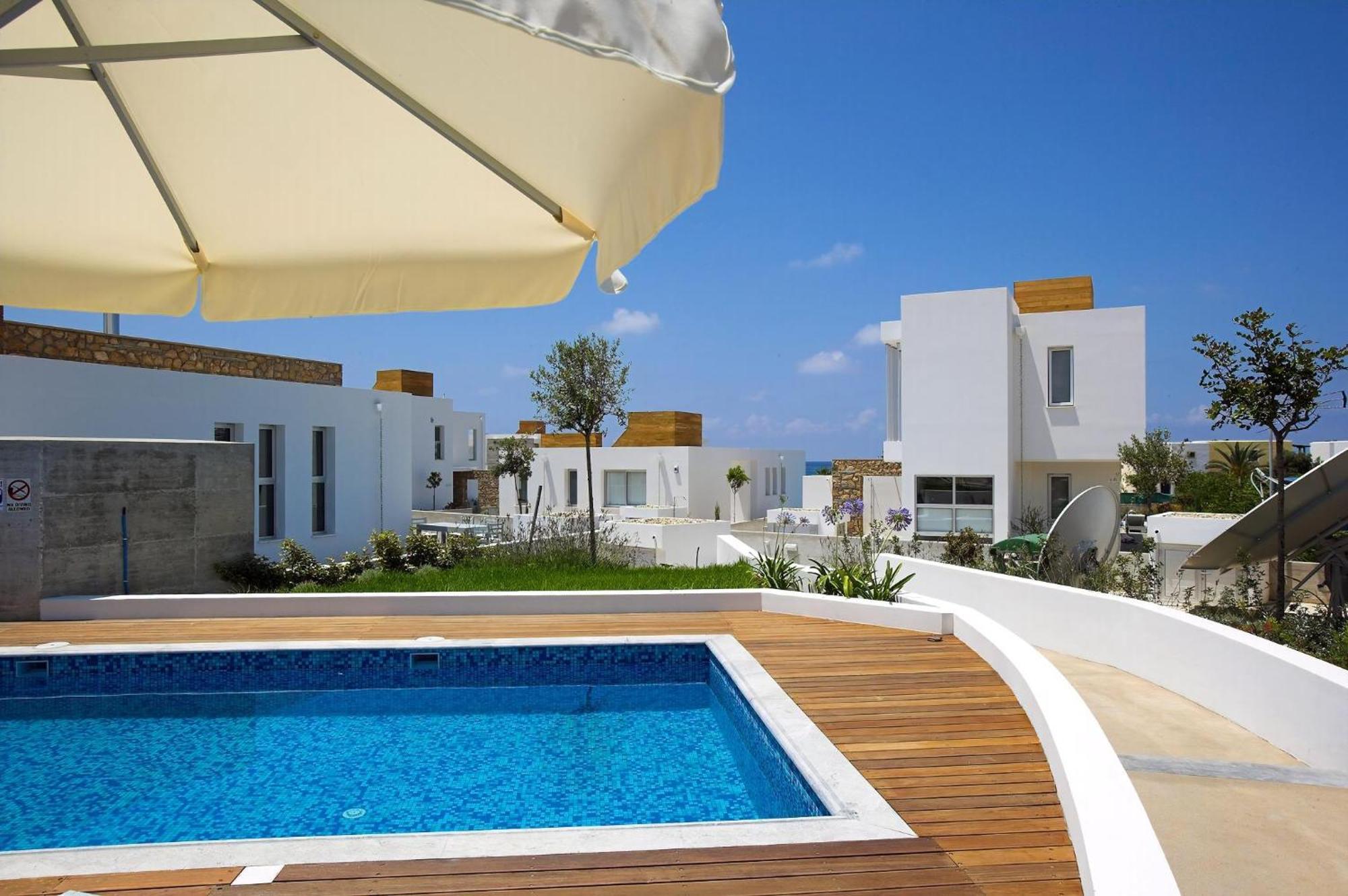 Paradise Cove Luxurious Beach Villas Indigo 1 Bedroom Villa Villa Paphos
