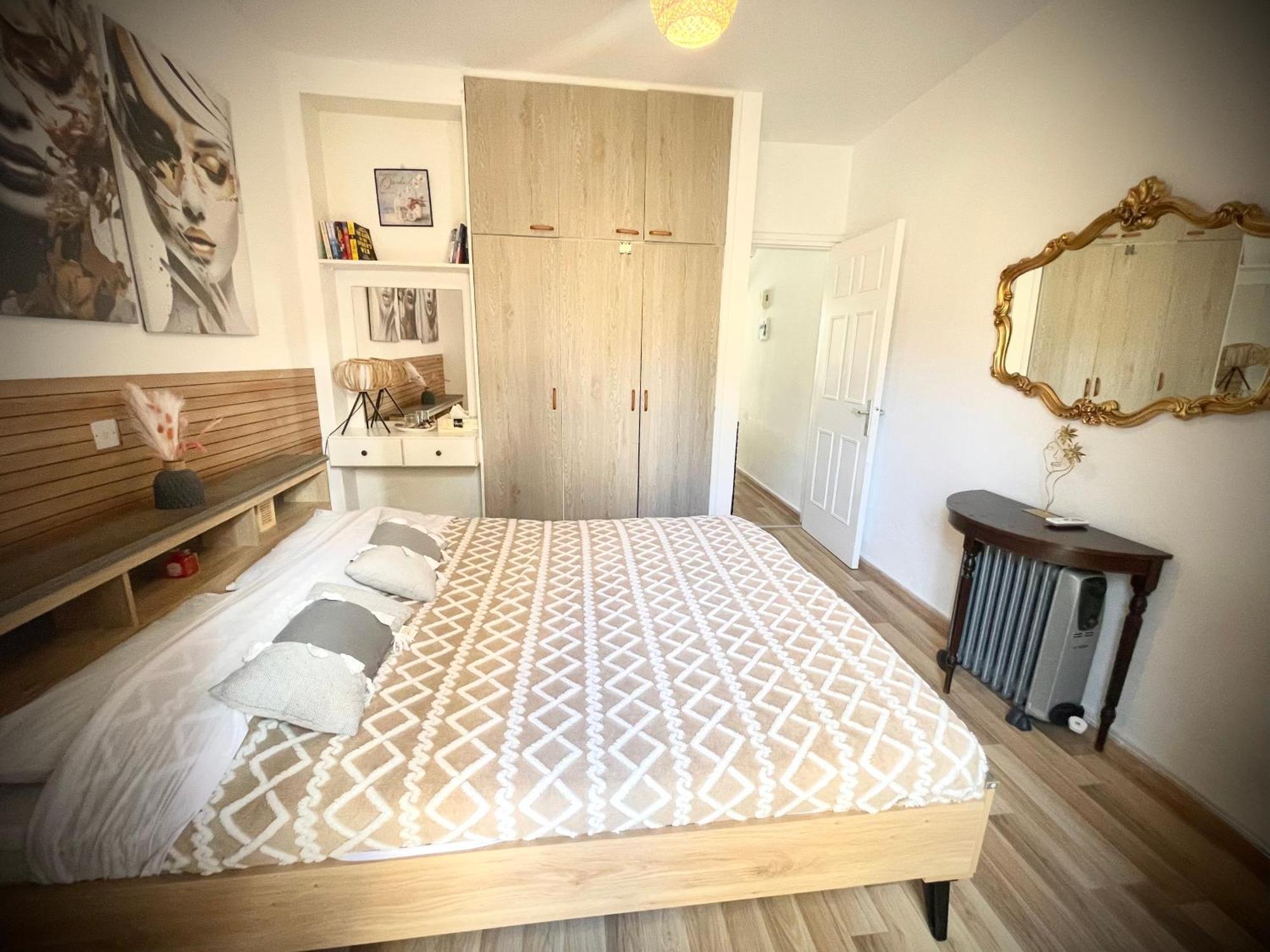 Ibiscus Garden With Pool, Kato Apartamento