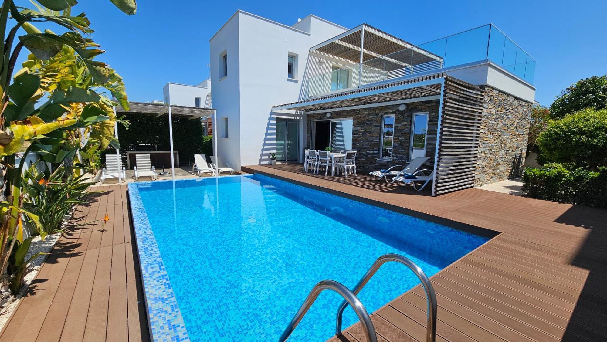 Residences *