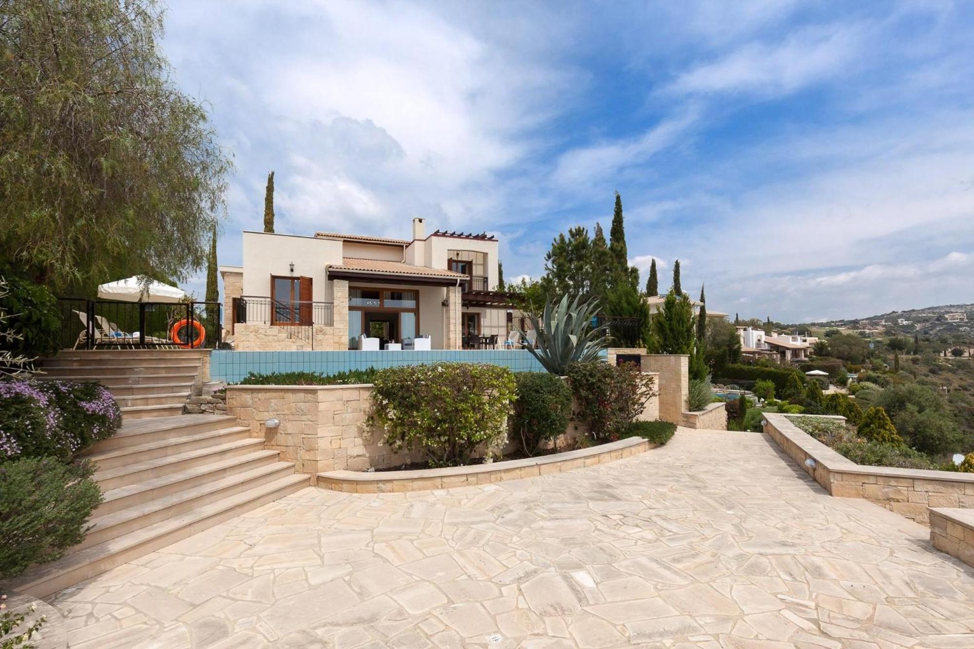 Aphrodite Hills Superior Superior 0095 Air Conditioning 3 Bedrooms