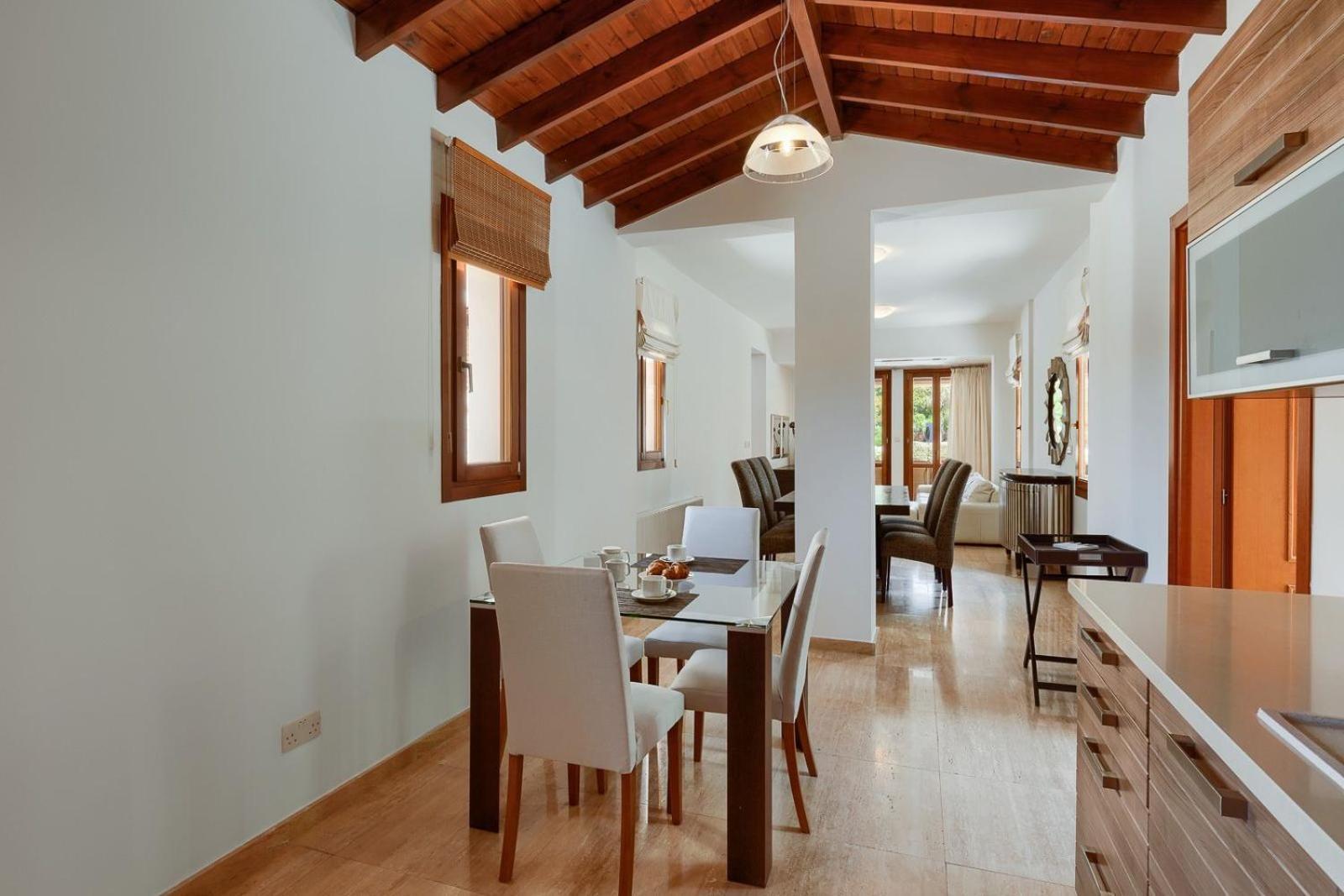 Aphrodite Hills Superior Superior 0135 Air Conditioning 5 Bedrooms