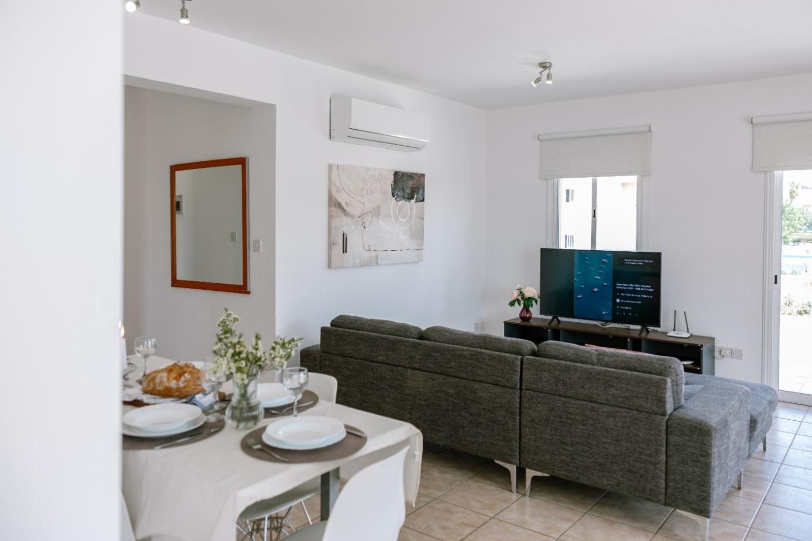 Seaview 3bedroom Penthouse Apartment
