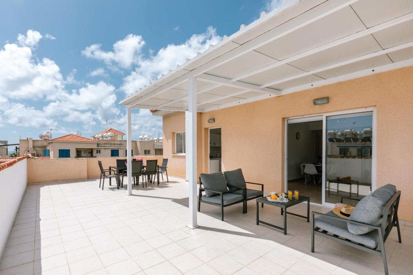 Seaview 3bedroom Penthouse