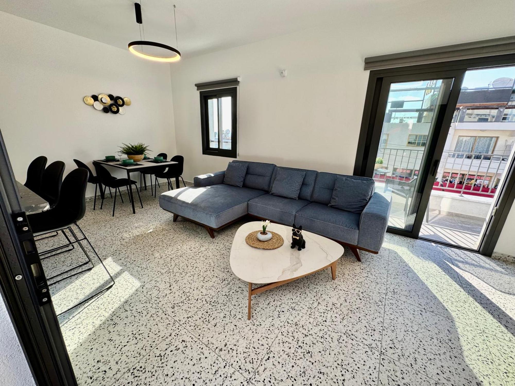 Luxury 2 Bedroom With 2 Balconys And Seaview
