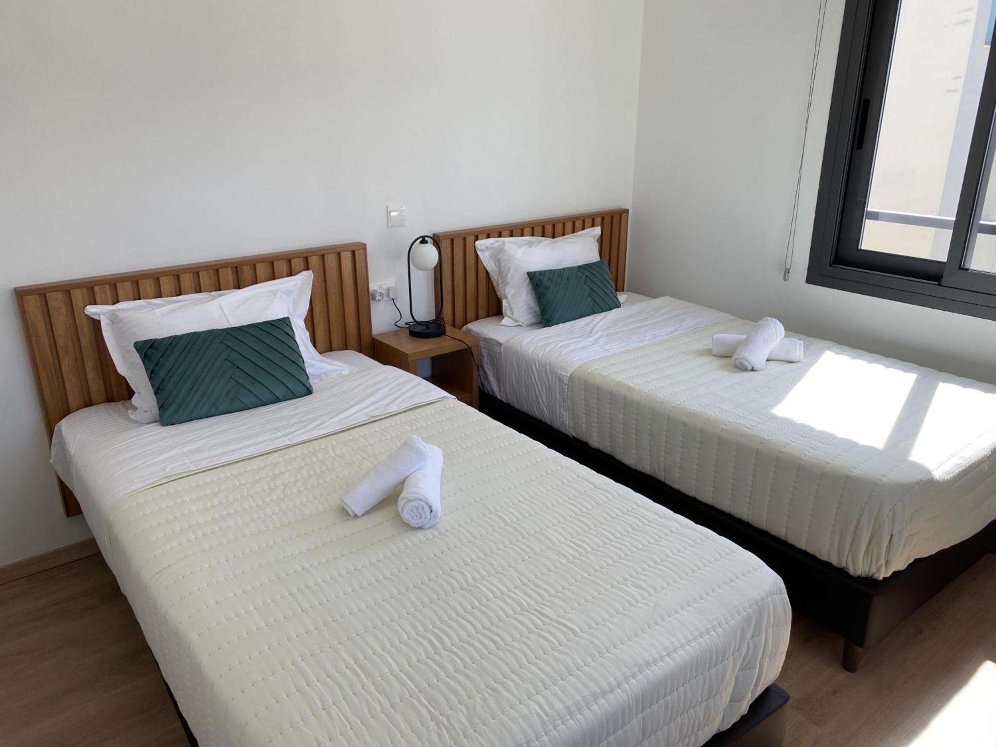 Apartment Luxury 2 Bedroom With 2 Balconys And Seaview
