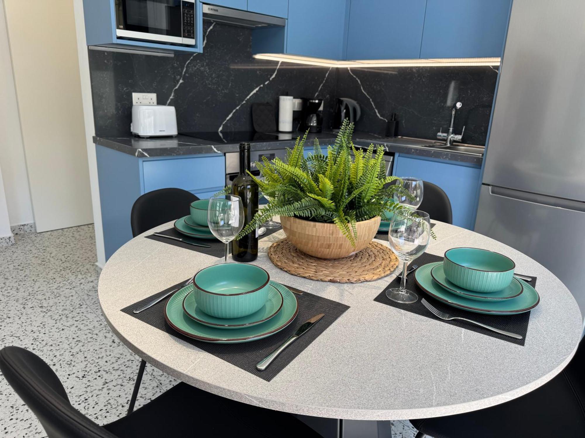Luxury Maisonette With Terrace Apartment *