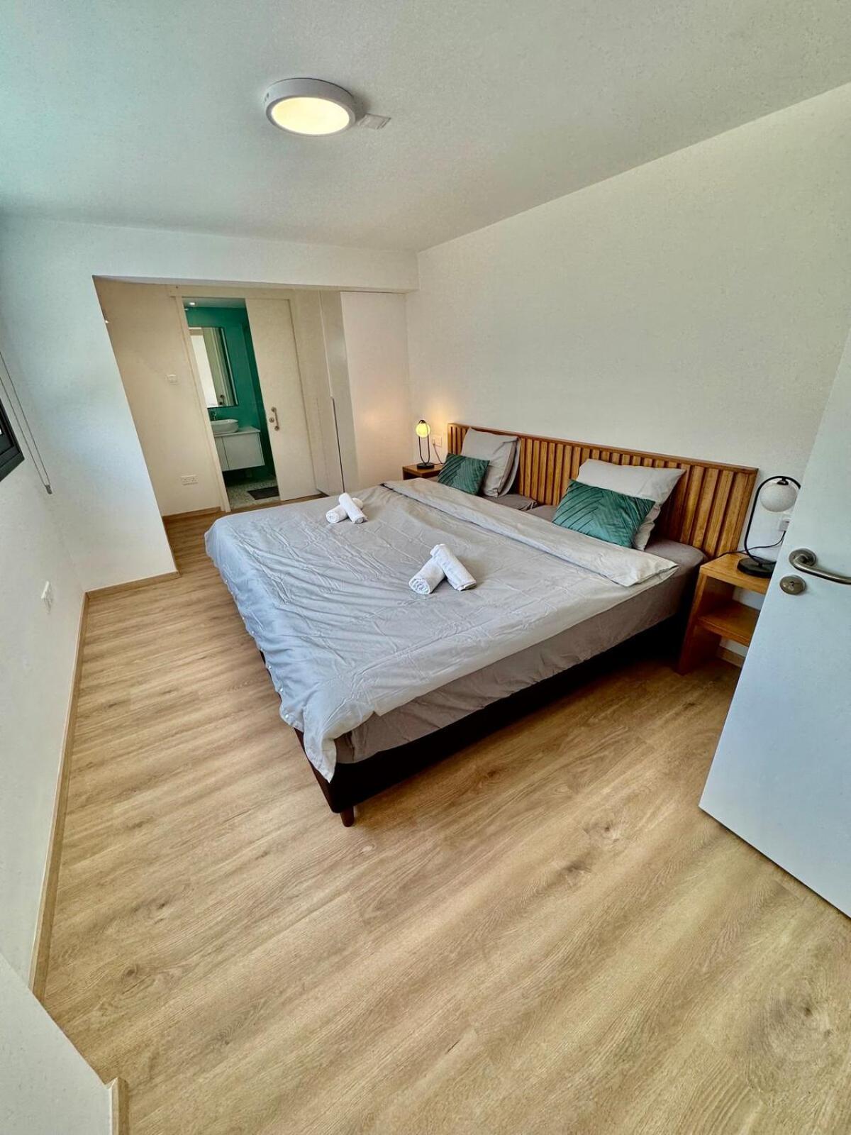 Luxury Maisonette With Terrace Apartment
