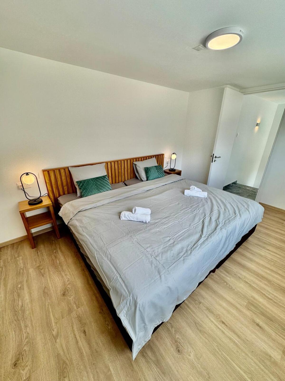 Apartment Luxury Maisonette With Terrace