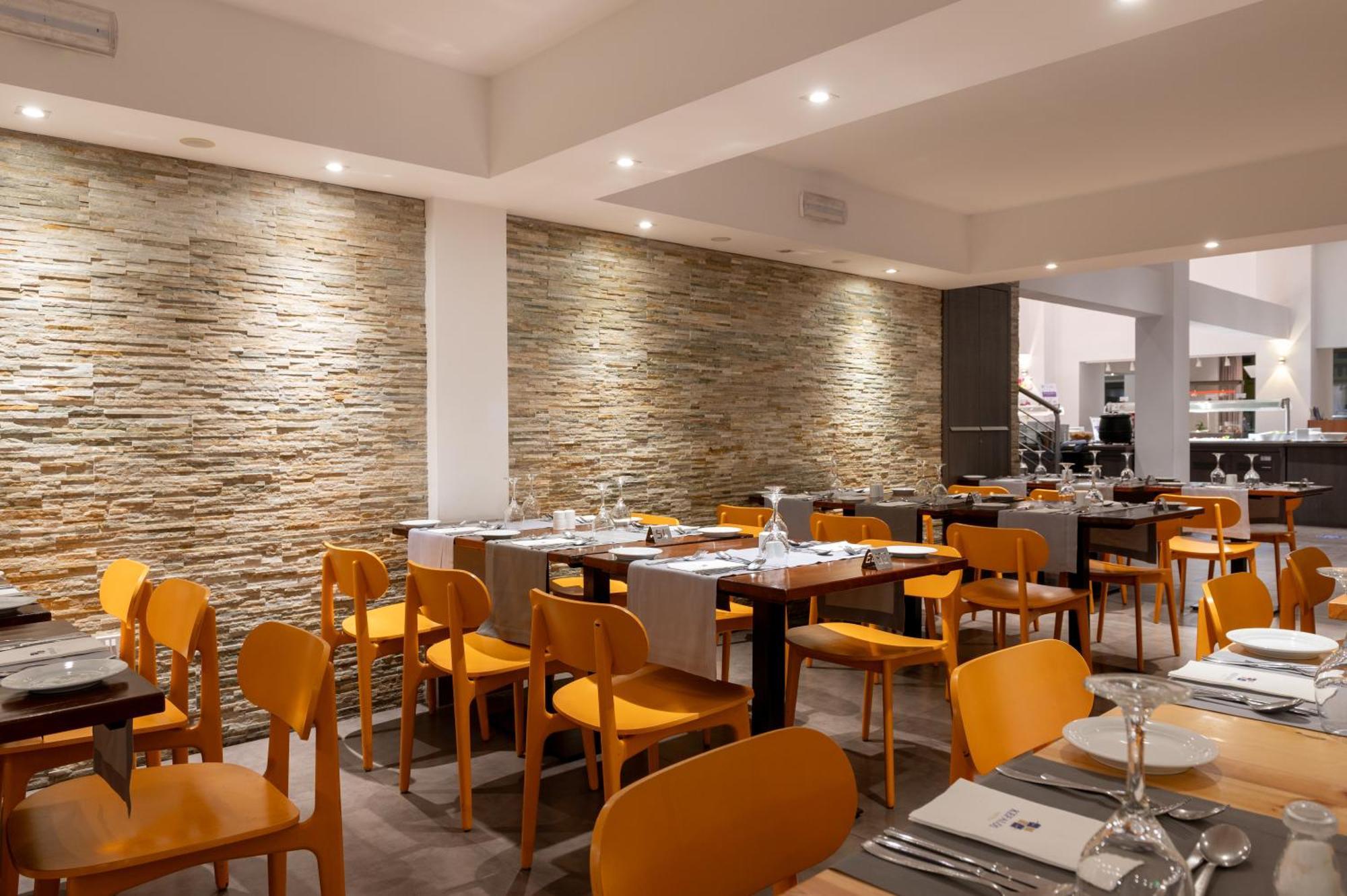 Kefalos Damon Aparthotel 3*