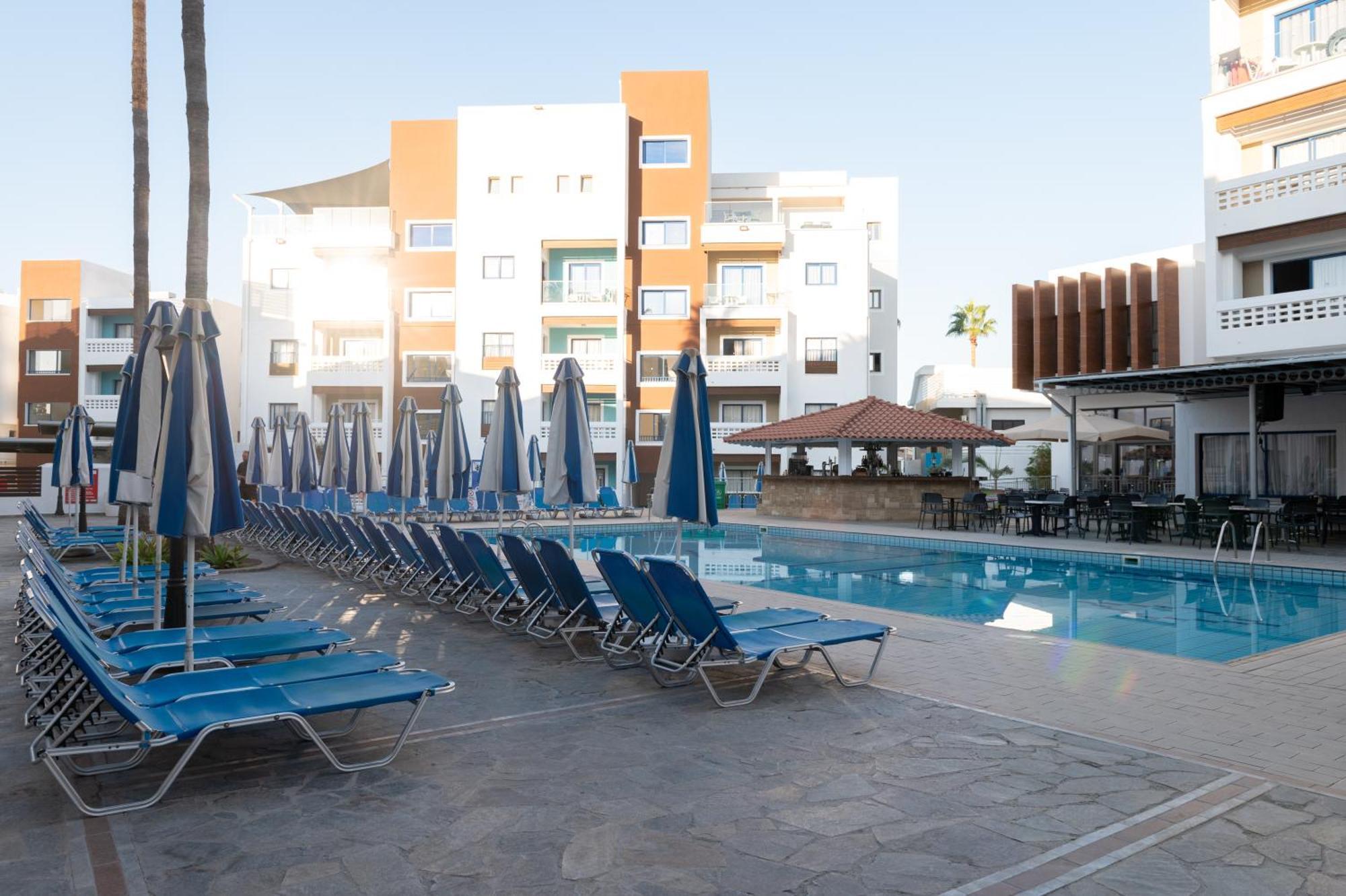 Aparthotel Kefalos Damon Paphos