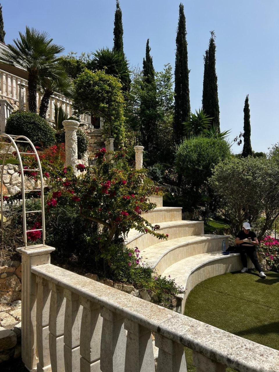 Daria Kamares Tala Luxury Sea View