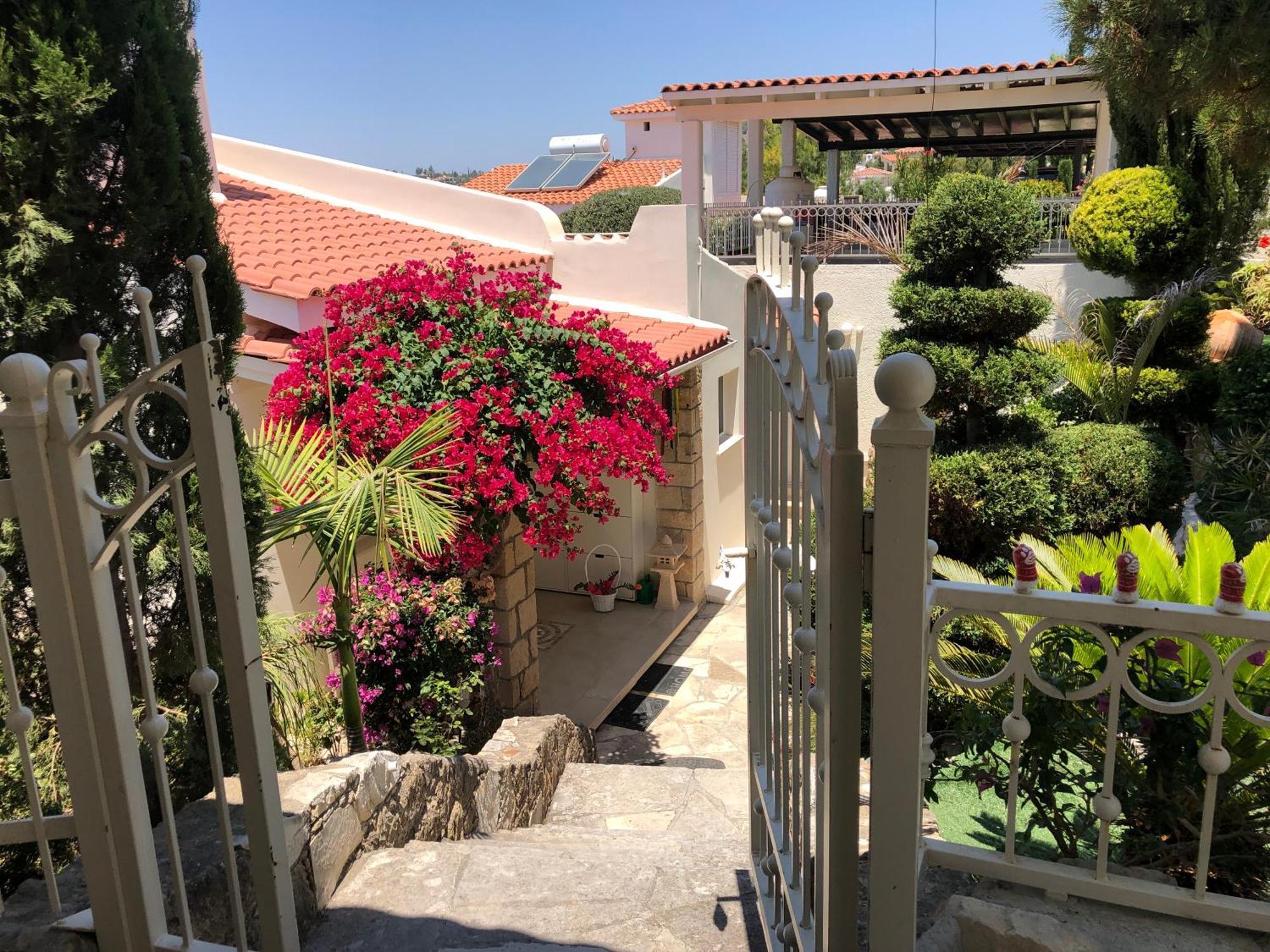 Daria Kamares Tala Luxury Sea View Villa
