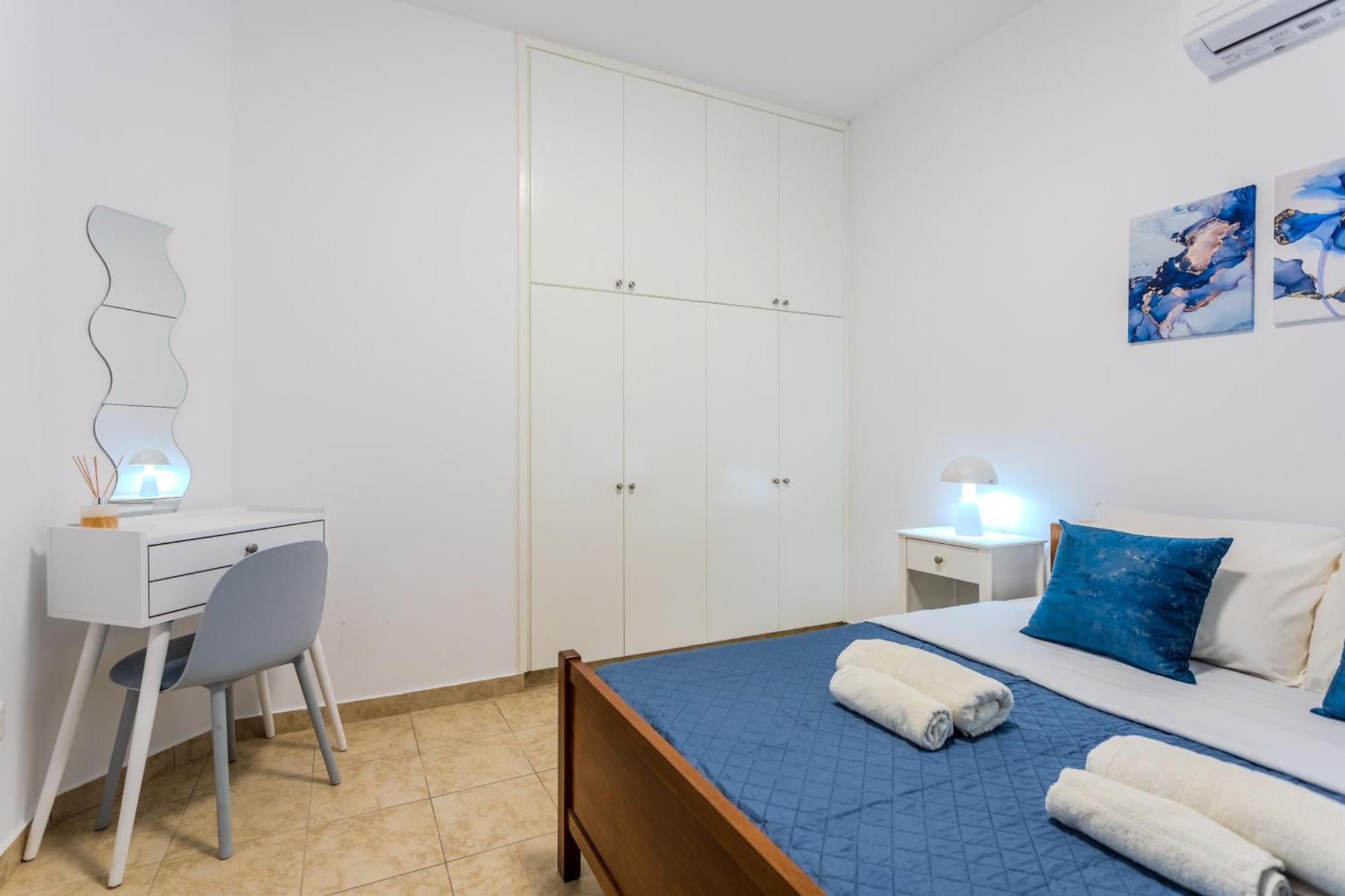 Cozy In The Heart Of Tourist Area With Pool Apartment Paphos