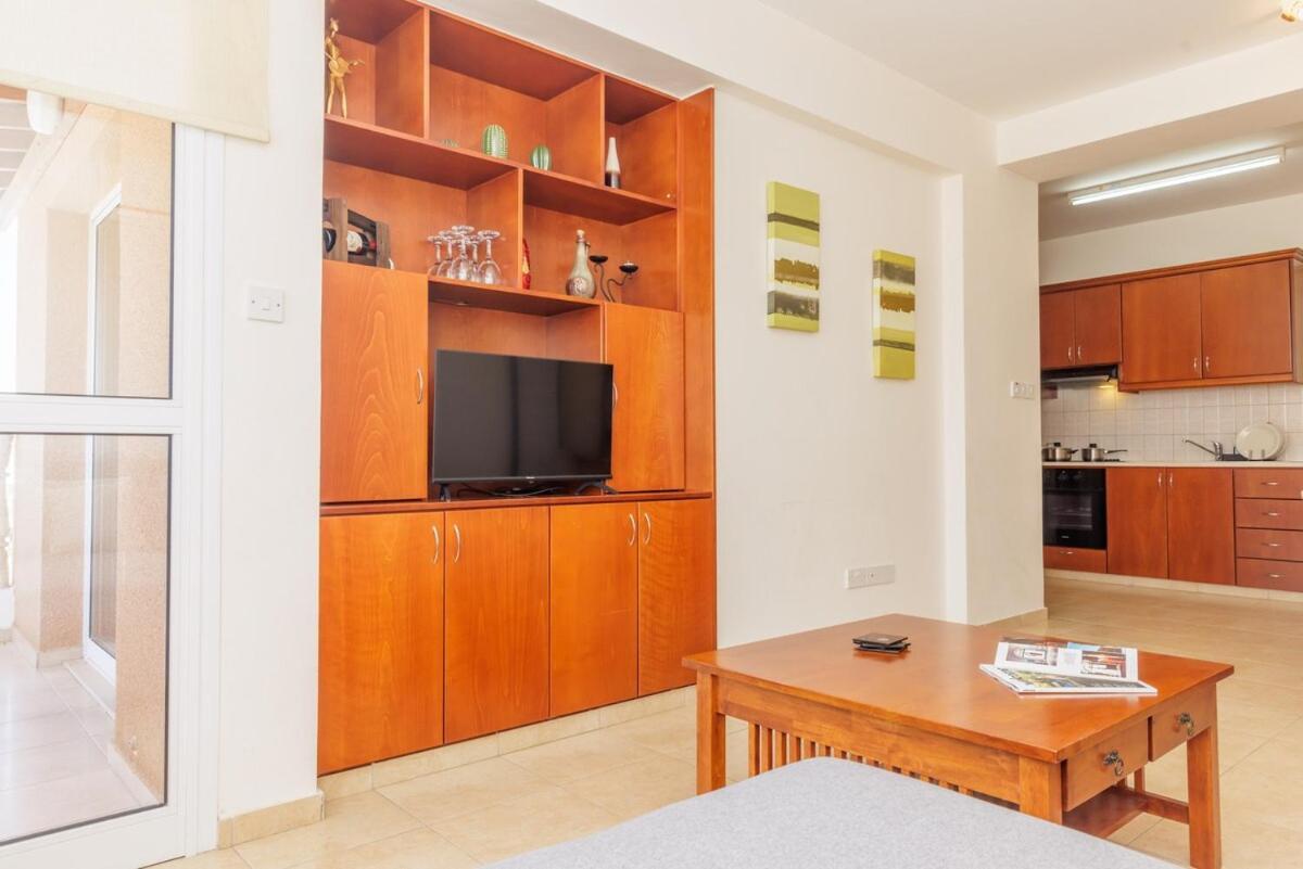 Walnut 1bed With Shared Pool Paphos