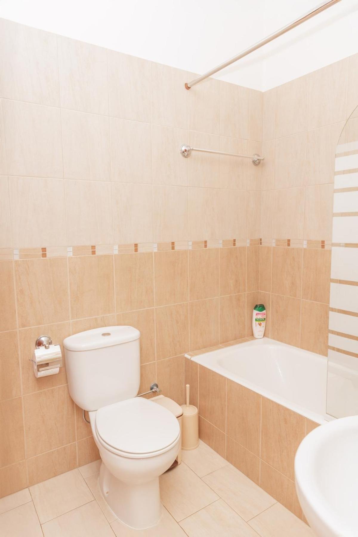 Apartamento Walnut 1bed With Shared Pool *