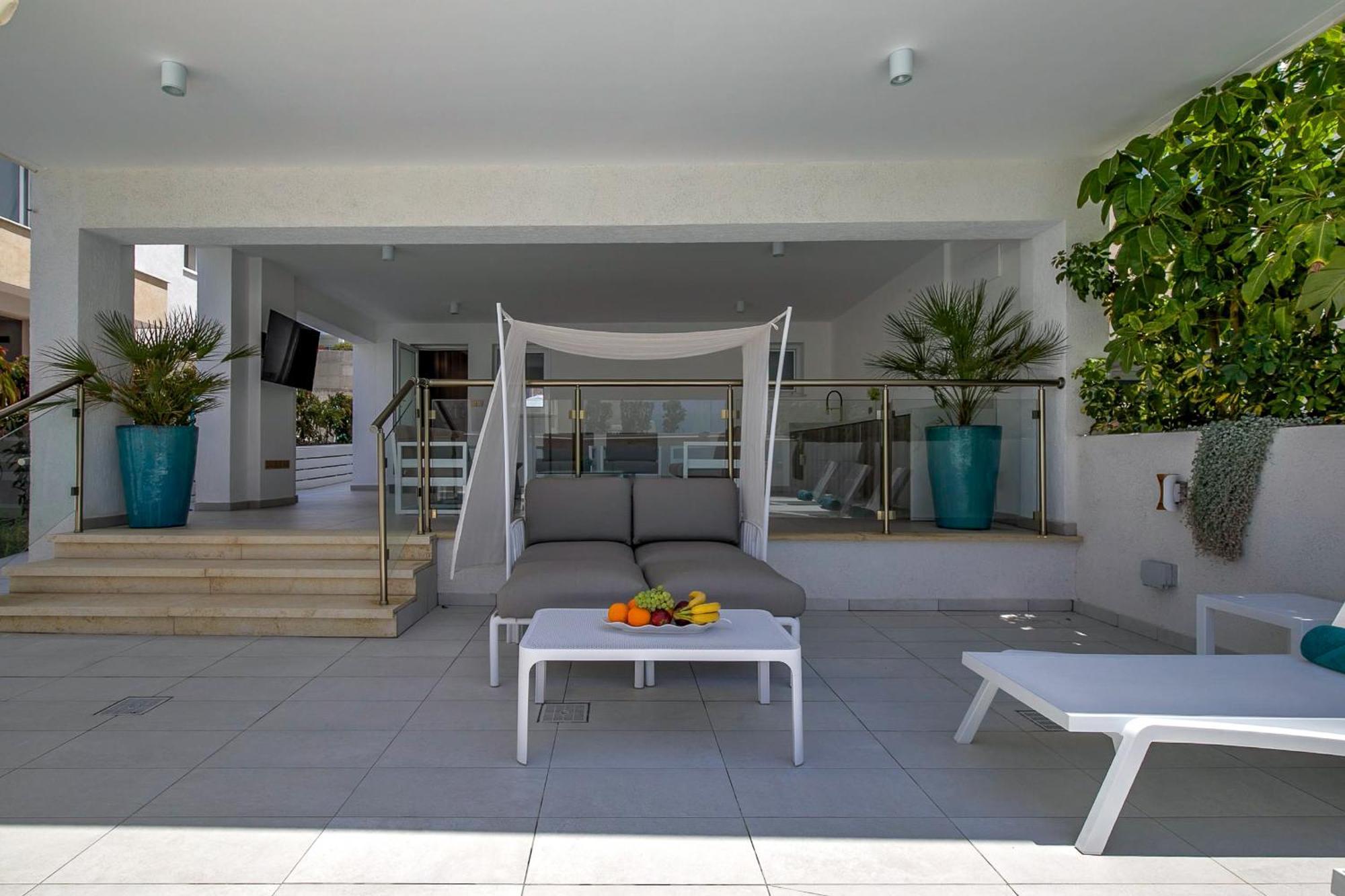 Olymp Luxury Family House