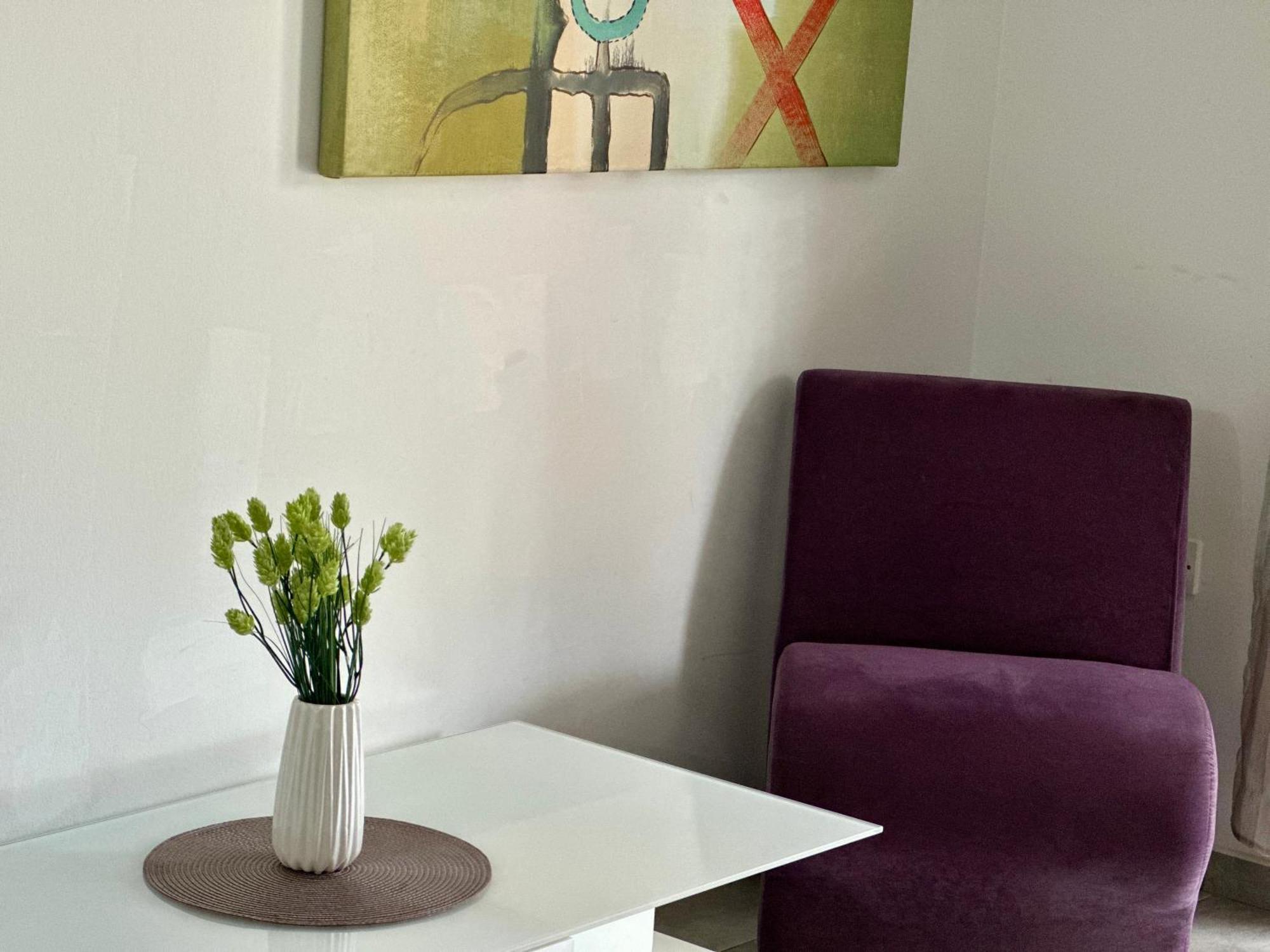 Beautiful Near The Sea And A Large Private Garden Apartment *
