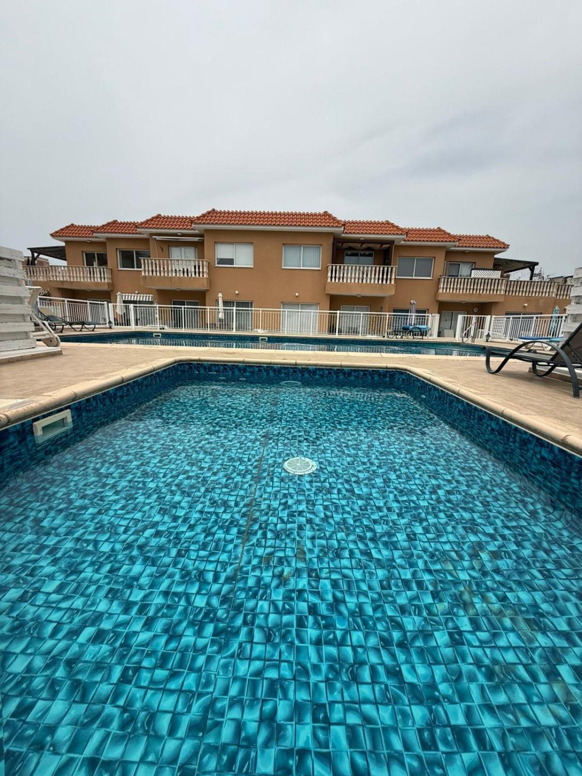 Walnut 1bed With Shared Pool *