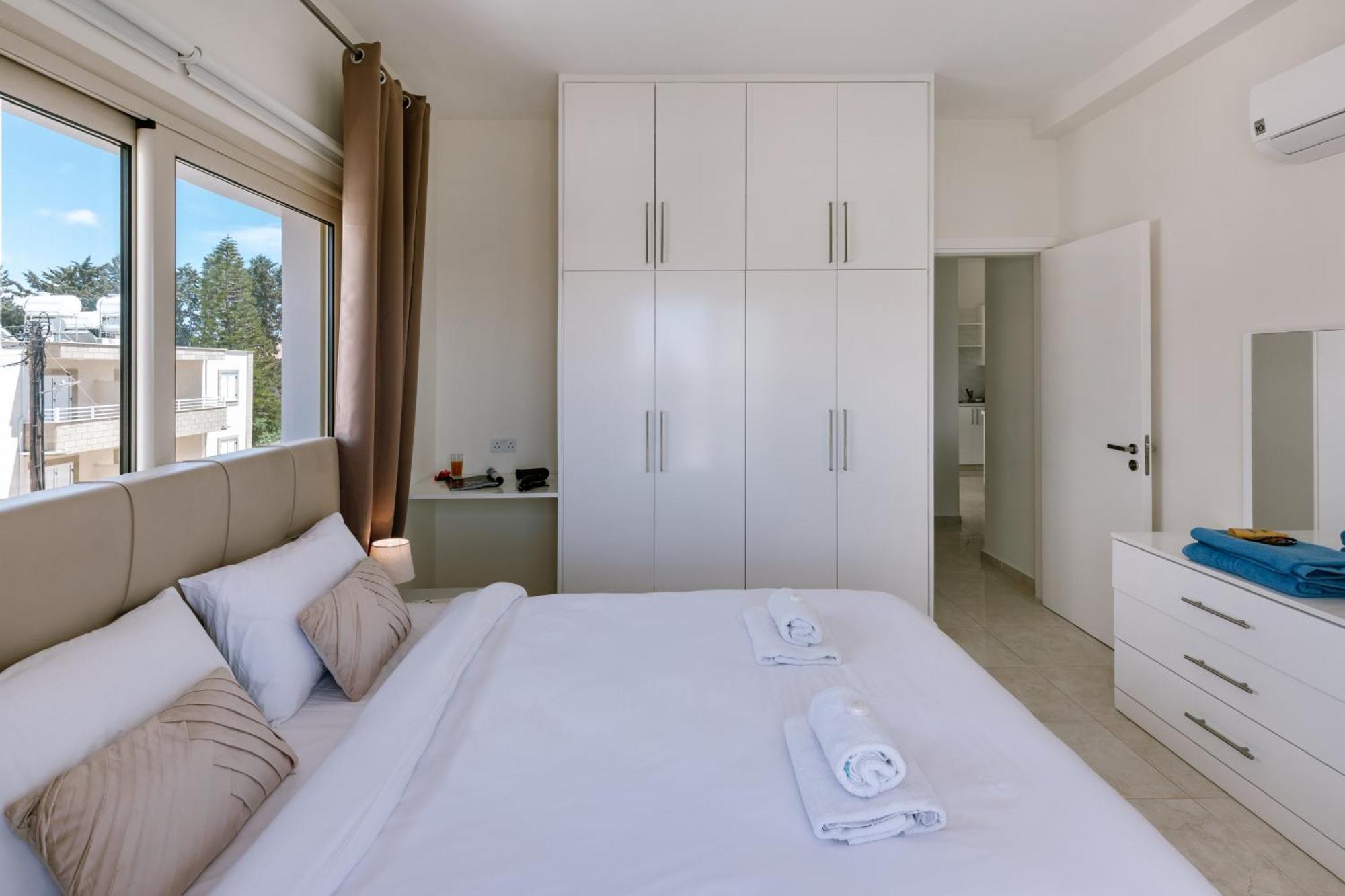 Modern 1 Bedroom Apartamento *