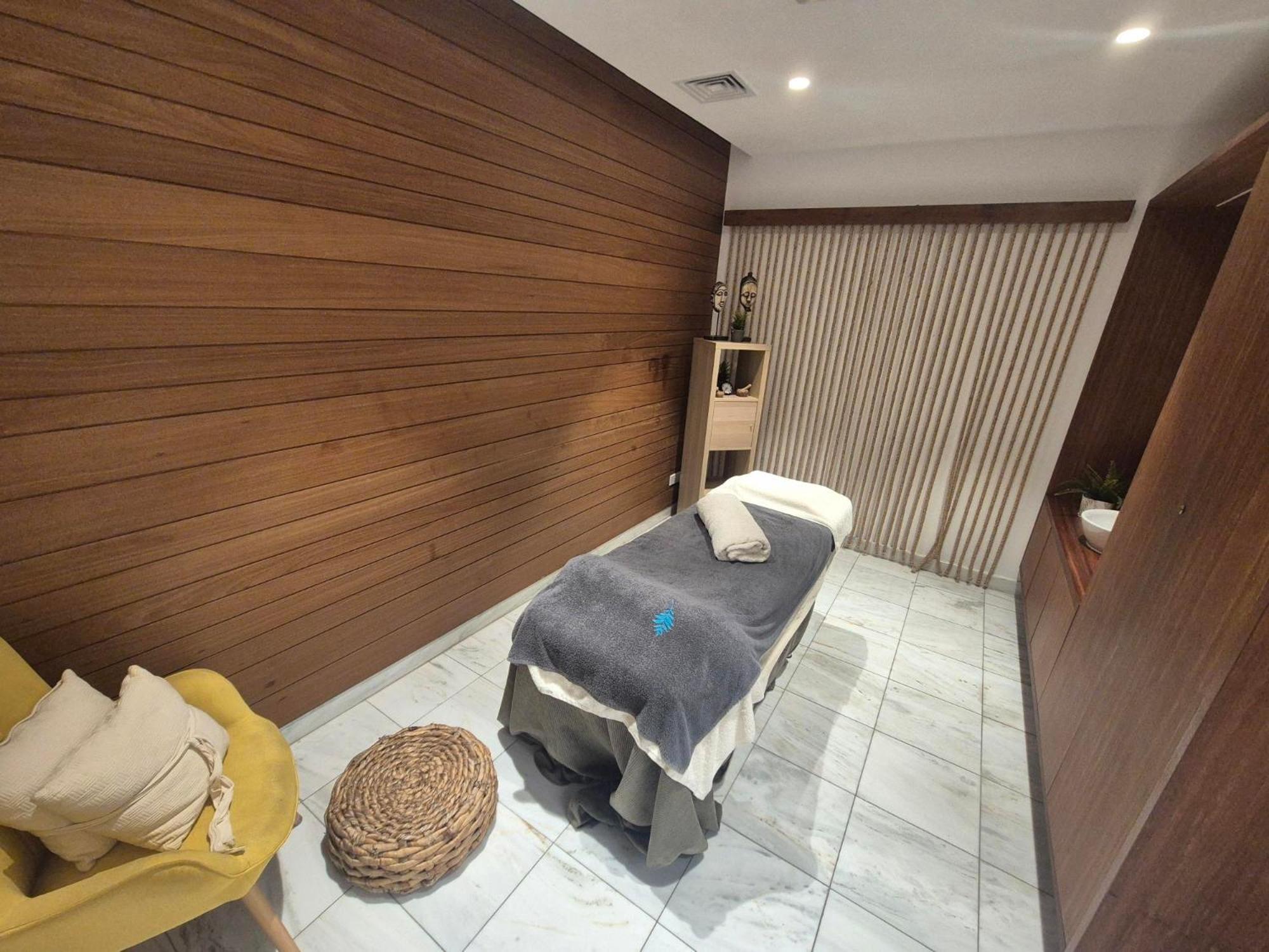 Luxurious Five Star Amenities Apartamento *