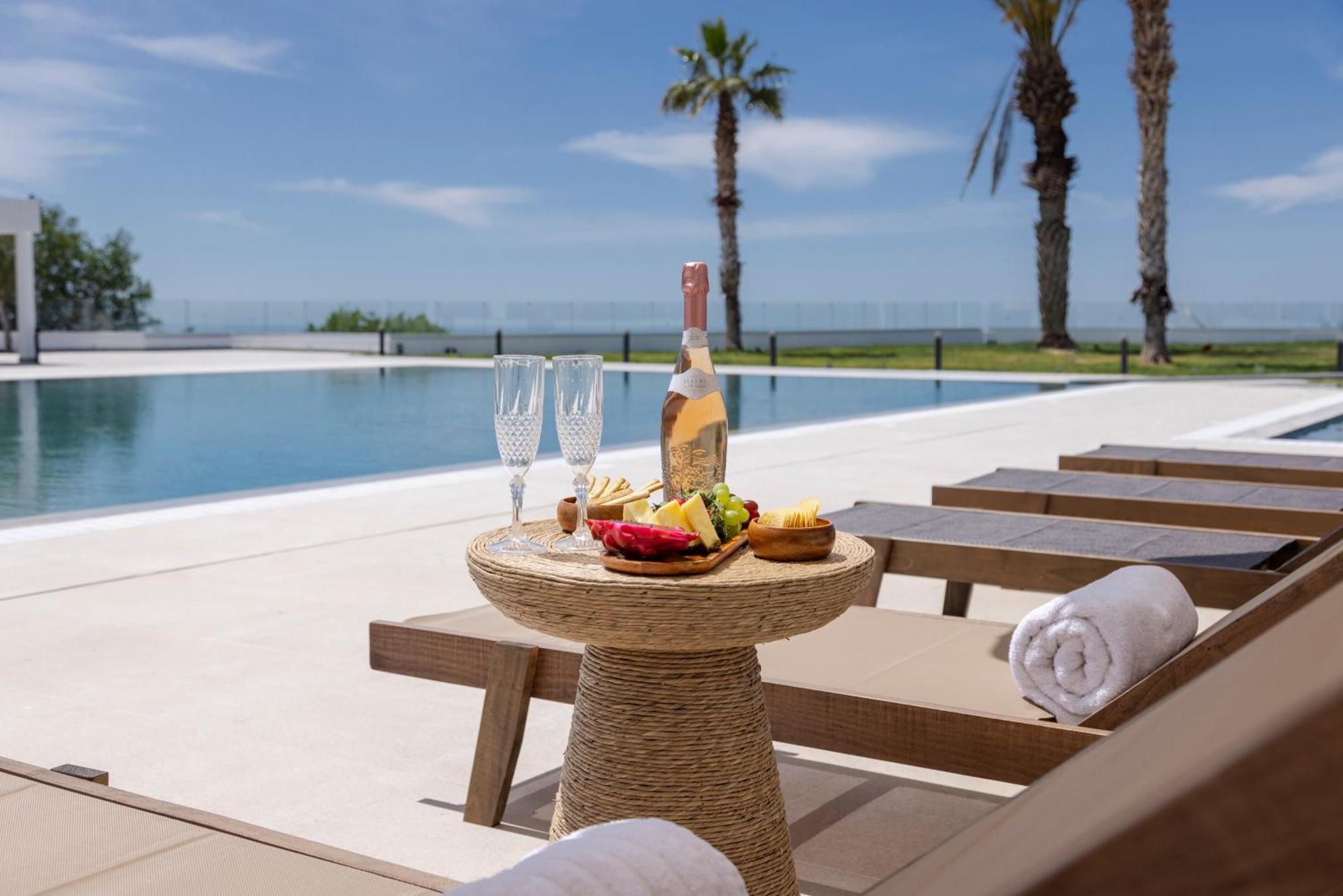 Hills & By Brown 4* Paphos