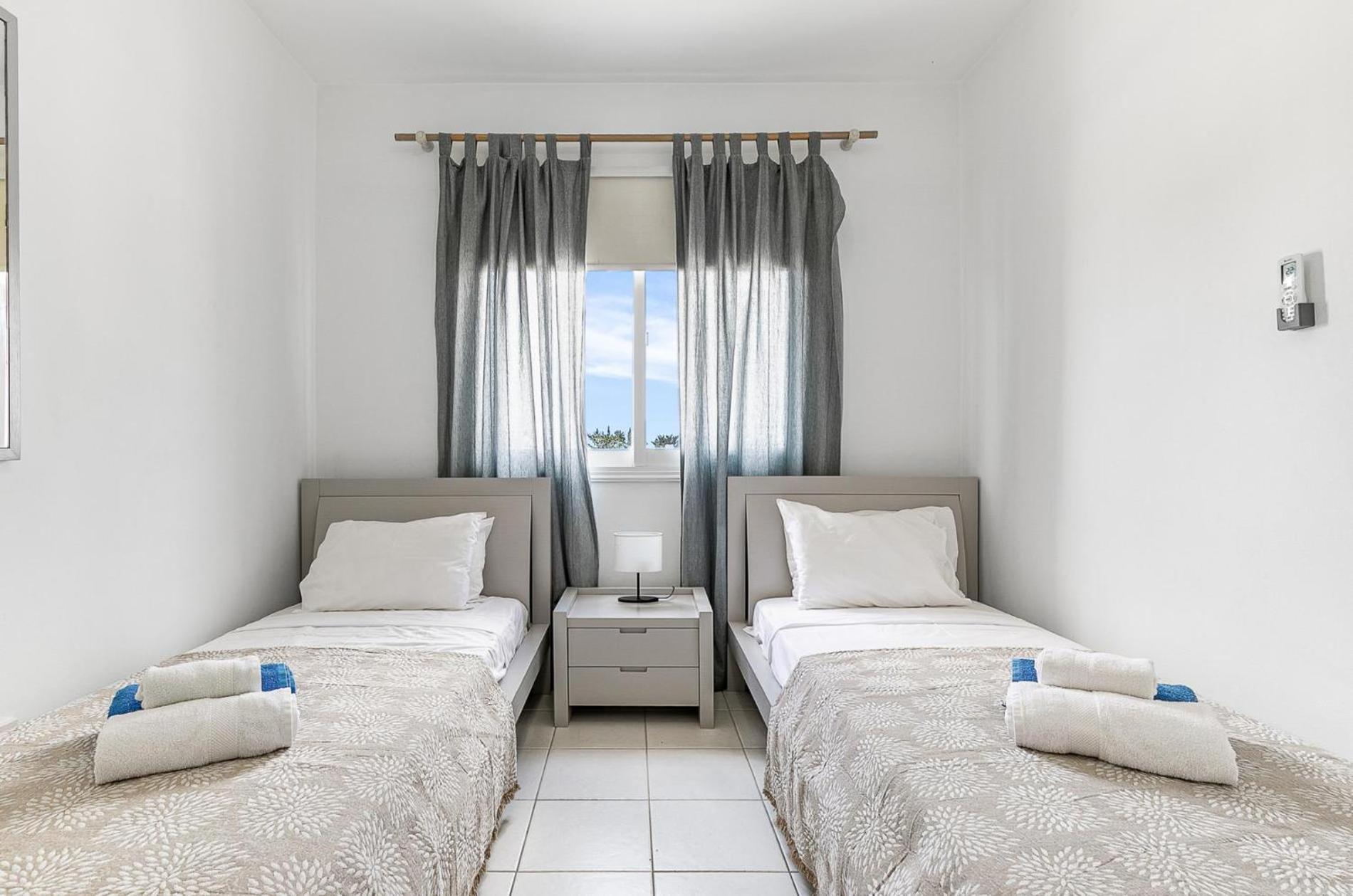 Apartment Iris Village 201 By Ezoria Paphos