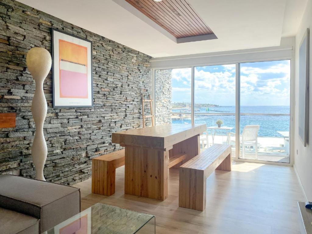 Noma Seafront Living Apartment