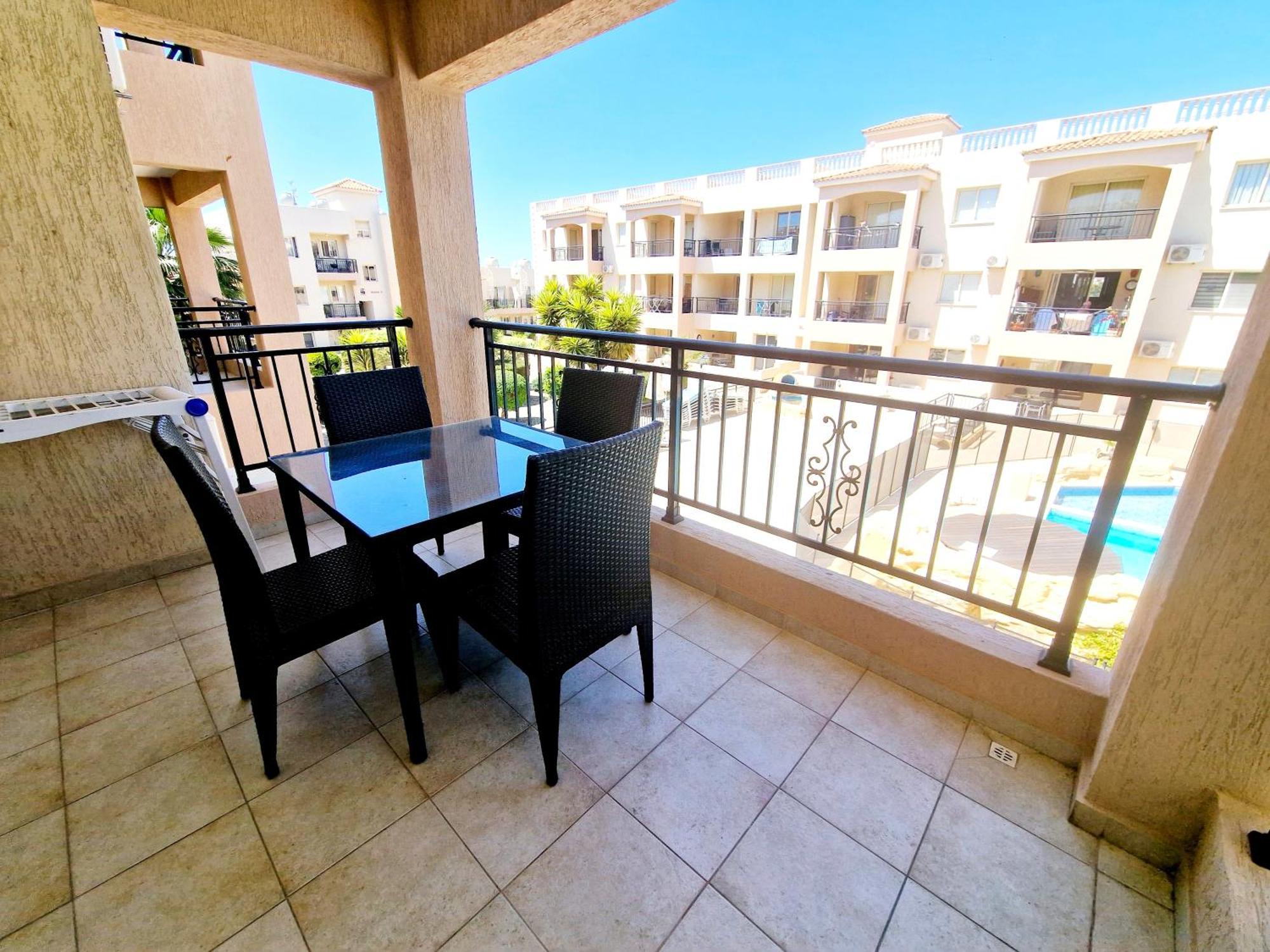 Apartamento First Floor Overlooking Pool Paphos