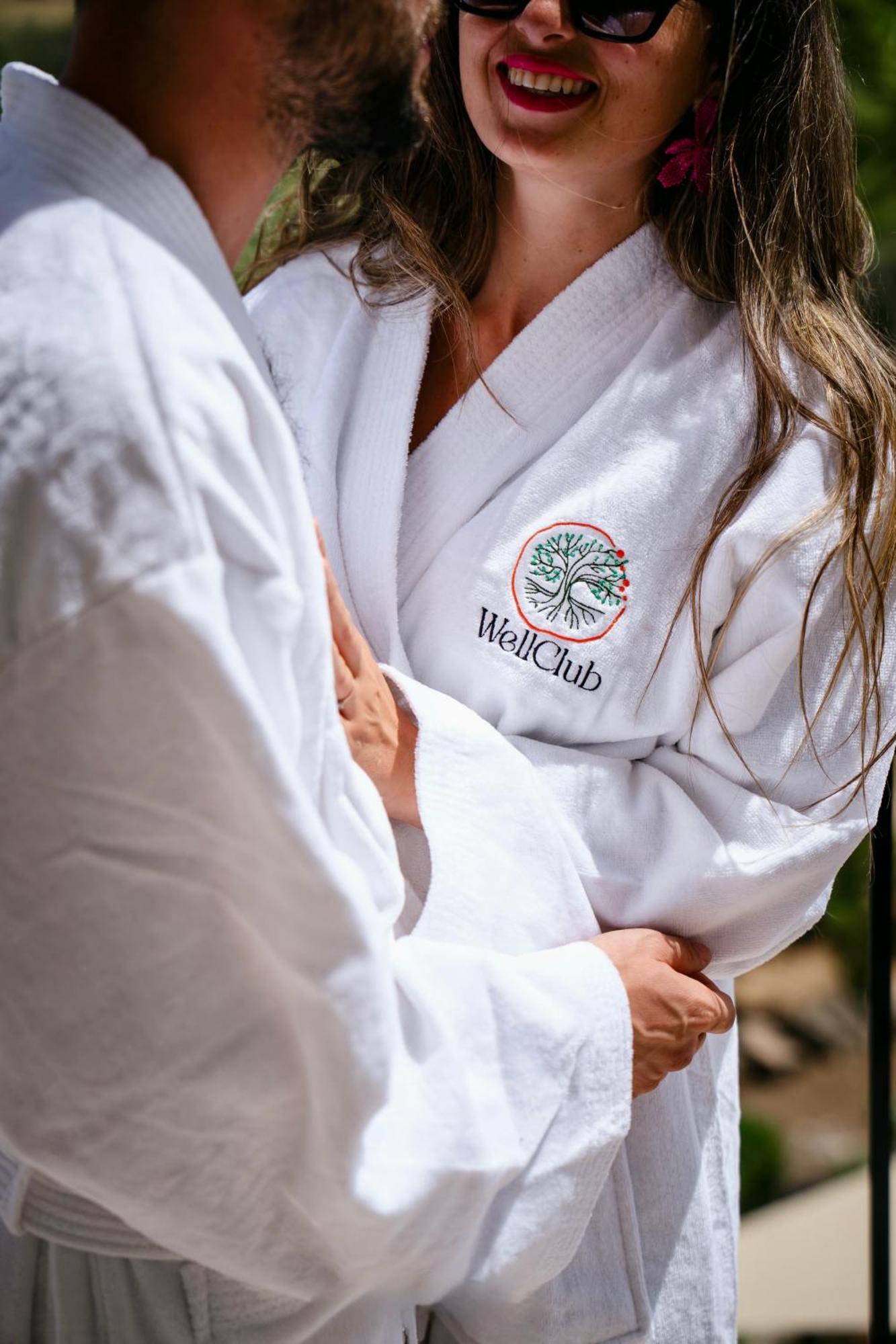 Wellclub - Family Wellness & Seaview Suites 4* Paphos