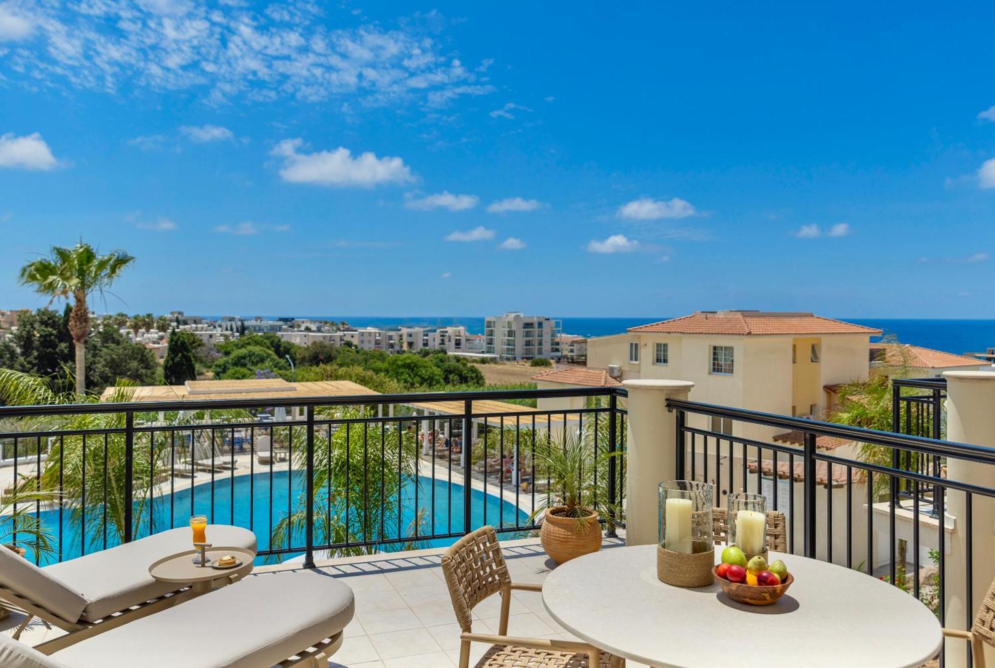 Wellclub - Family Wellness & Seaview Suites Paphos