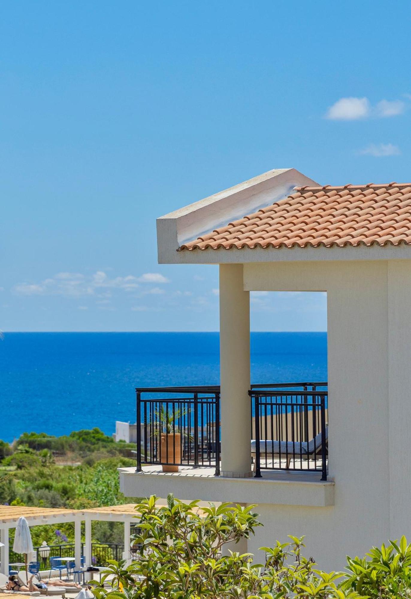 Wellclub - Family Wellness & Seaview Suites 4*