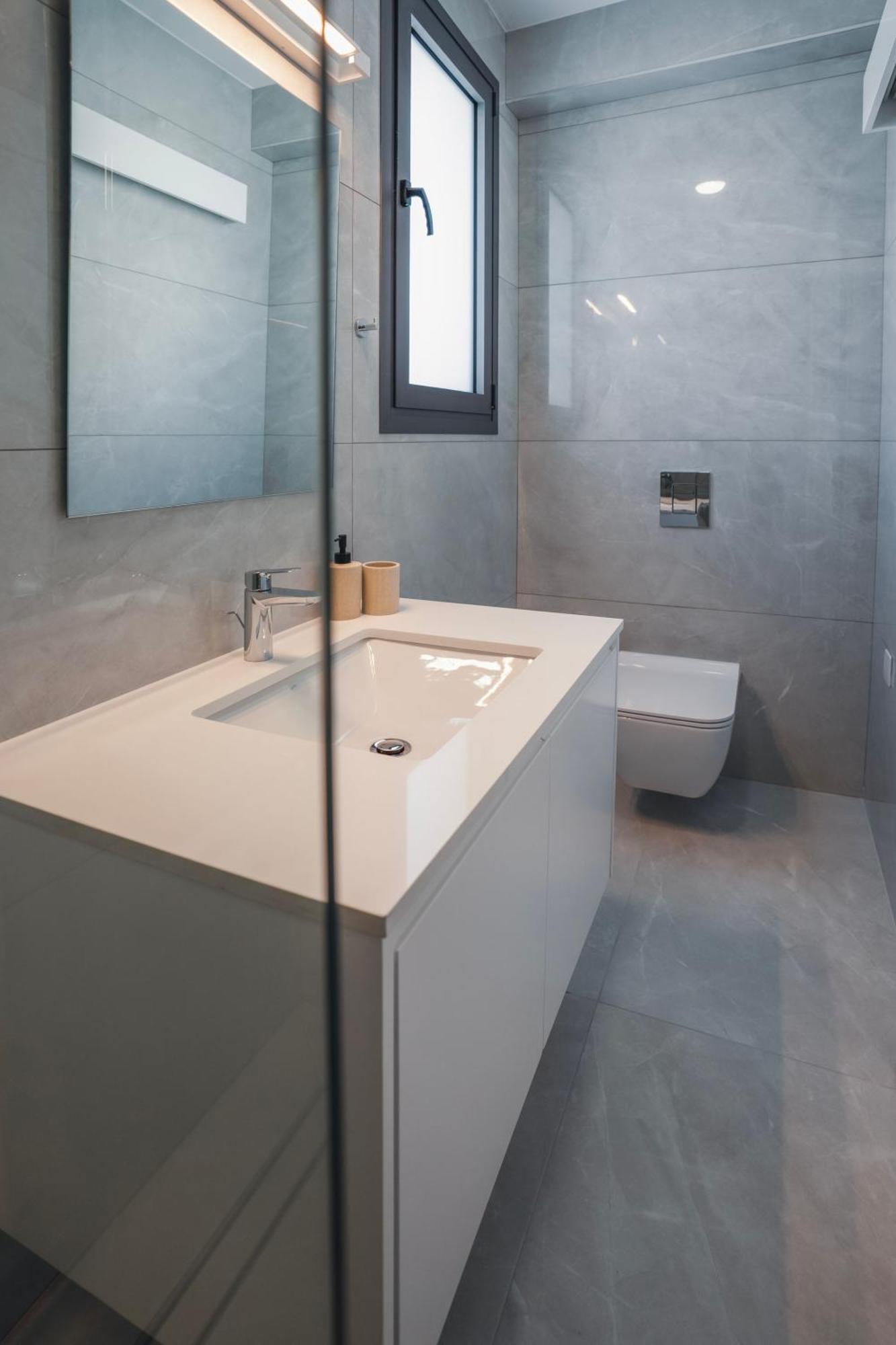 Mira Paphos - 2Bdr Apt With Private Terrace *